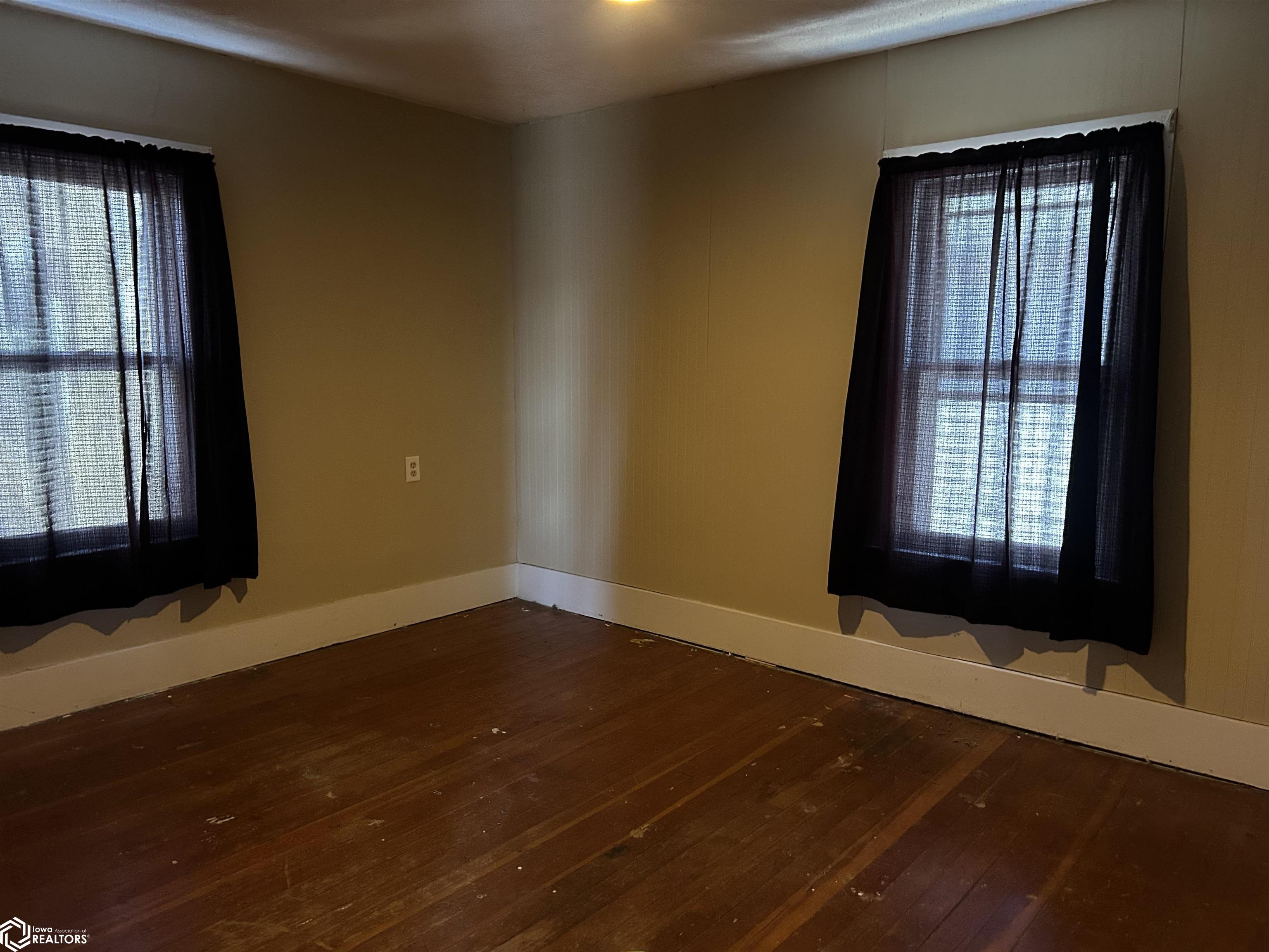 916 Avenue D, Fort Madison, Iowa image 11