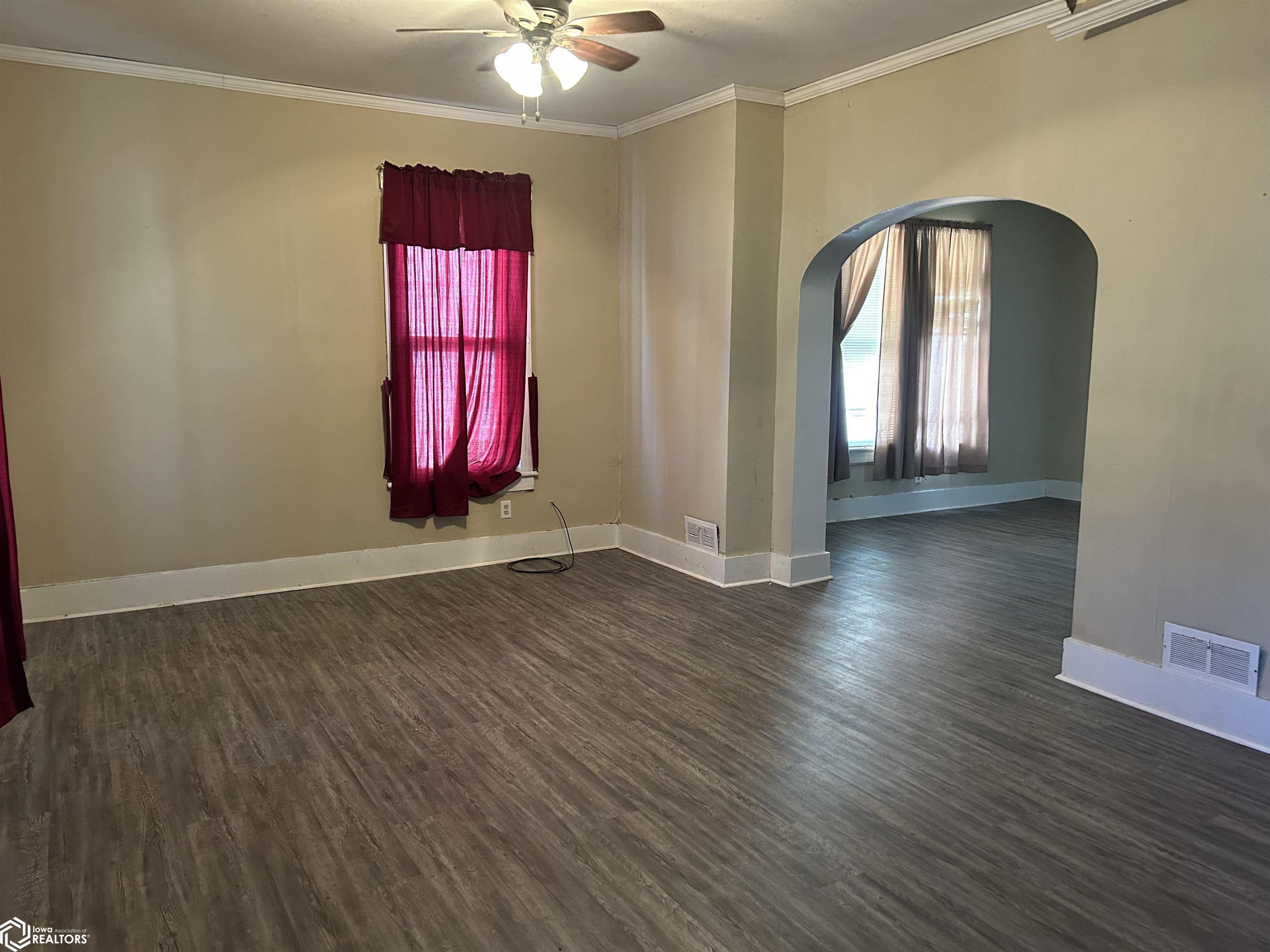 916 Avenue D, Fort Madison, Iowa image 4