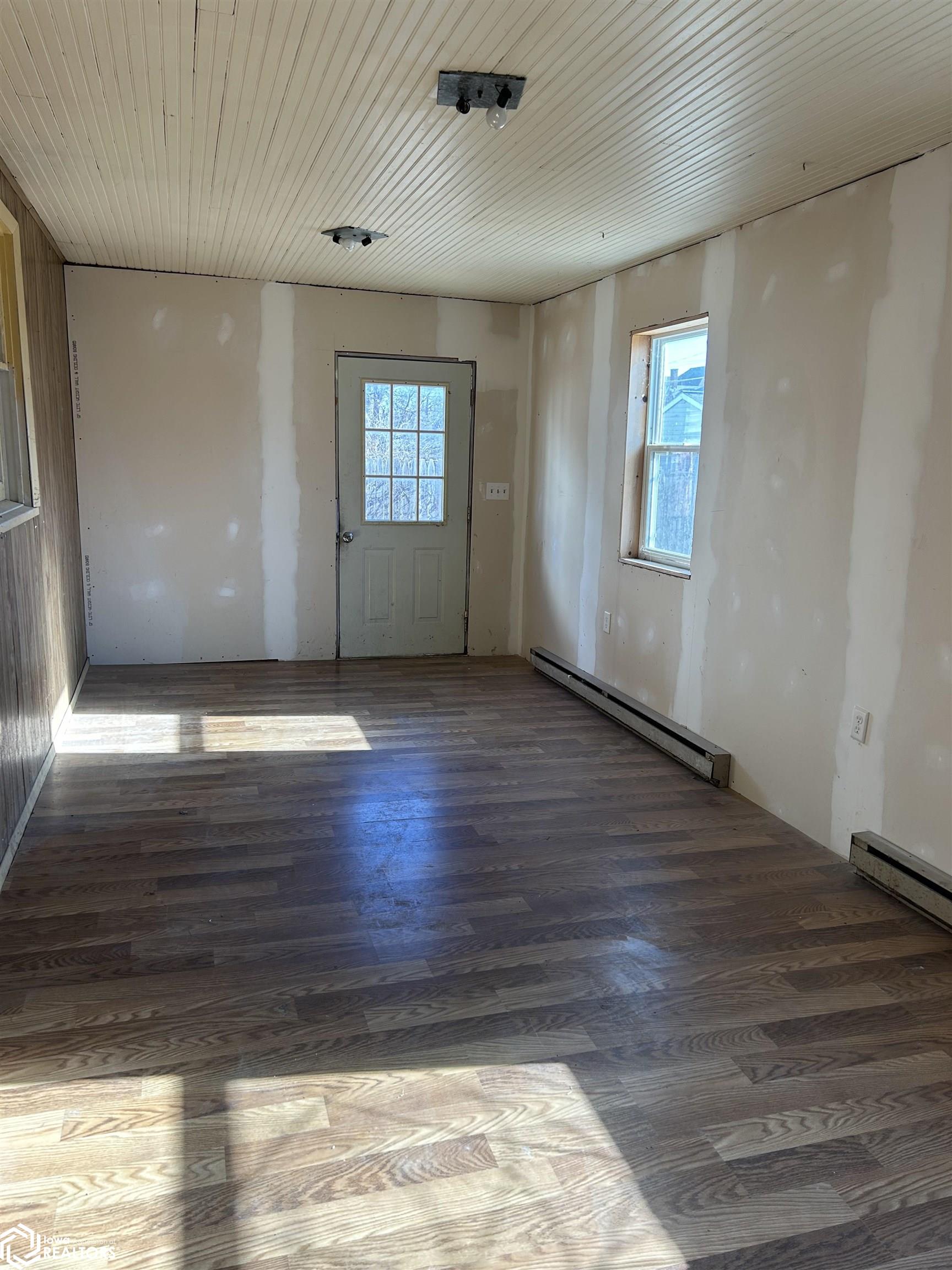 916 Avenue D, Fort Madison, Iowa image 9