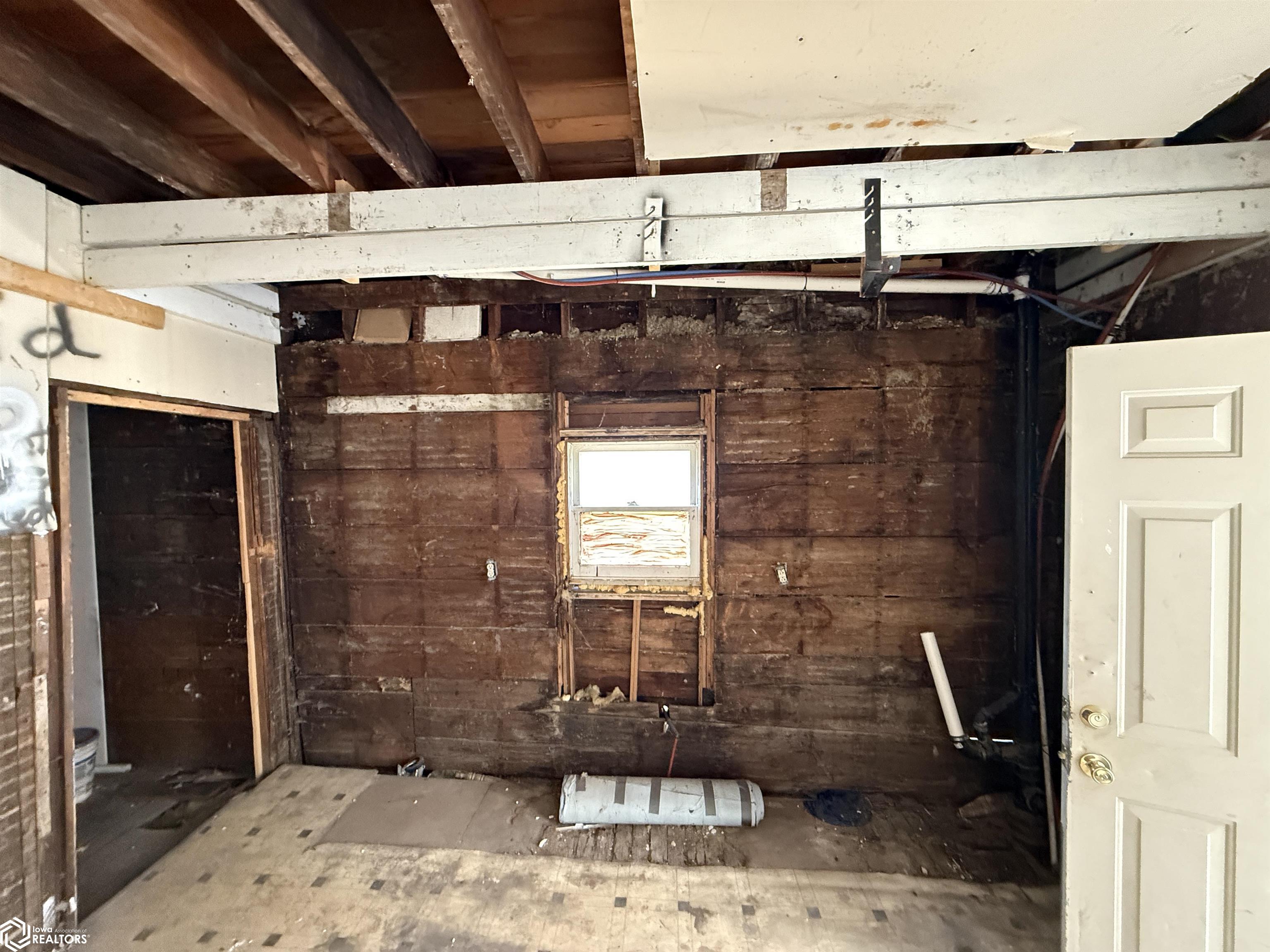 1720 Amelia St, Burlington, Iowa image 16
