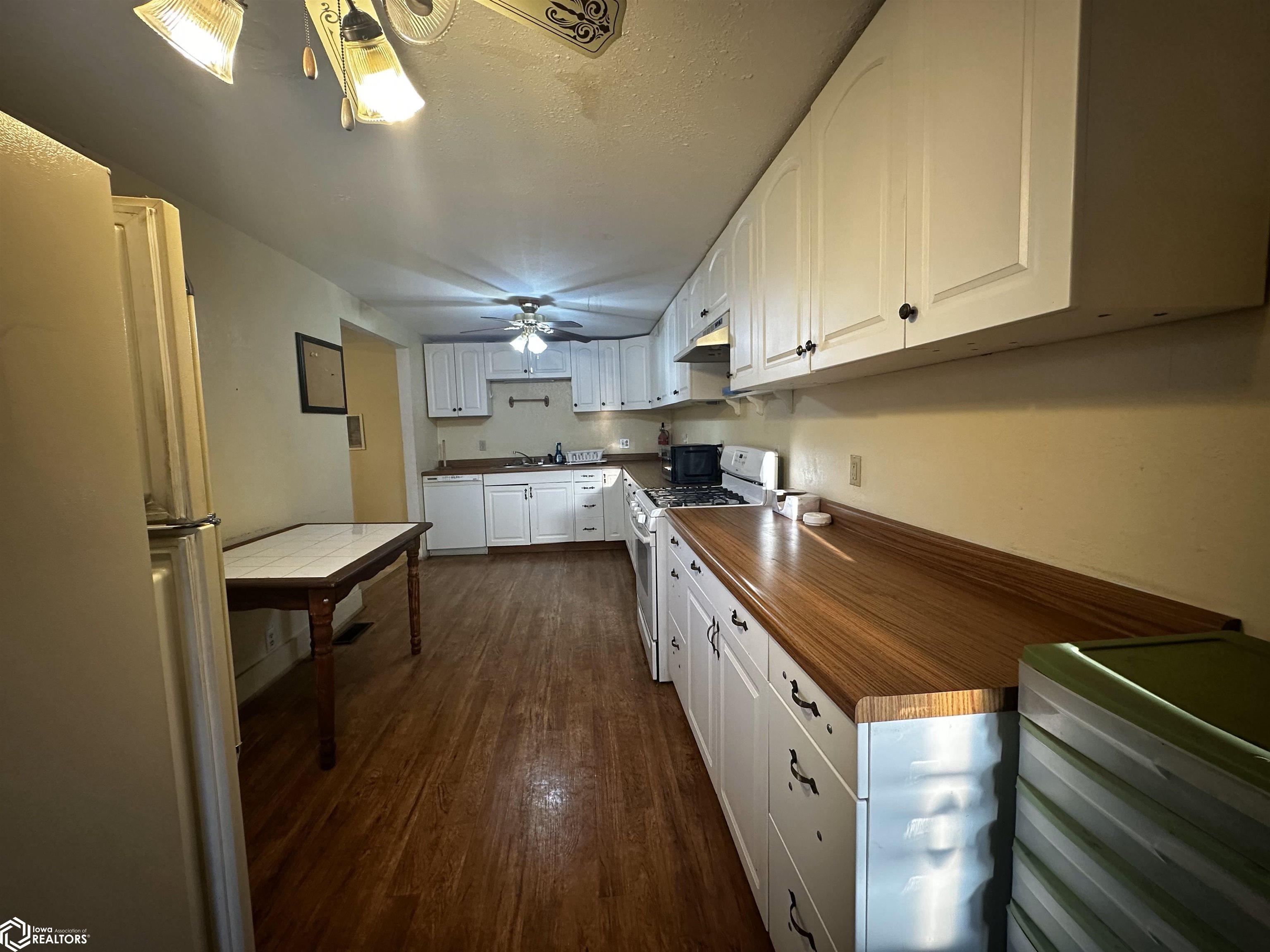 1428 Orleans Ave., Keokuk, Iowa image 23