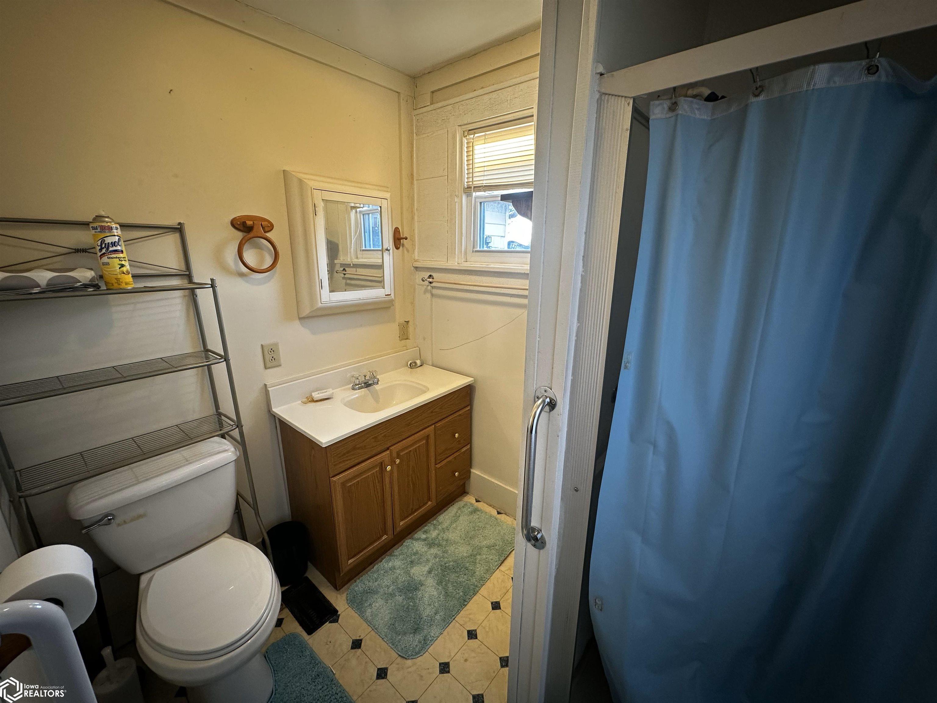 1428 Orleans Ave., Keokuk, Iowa image 4