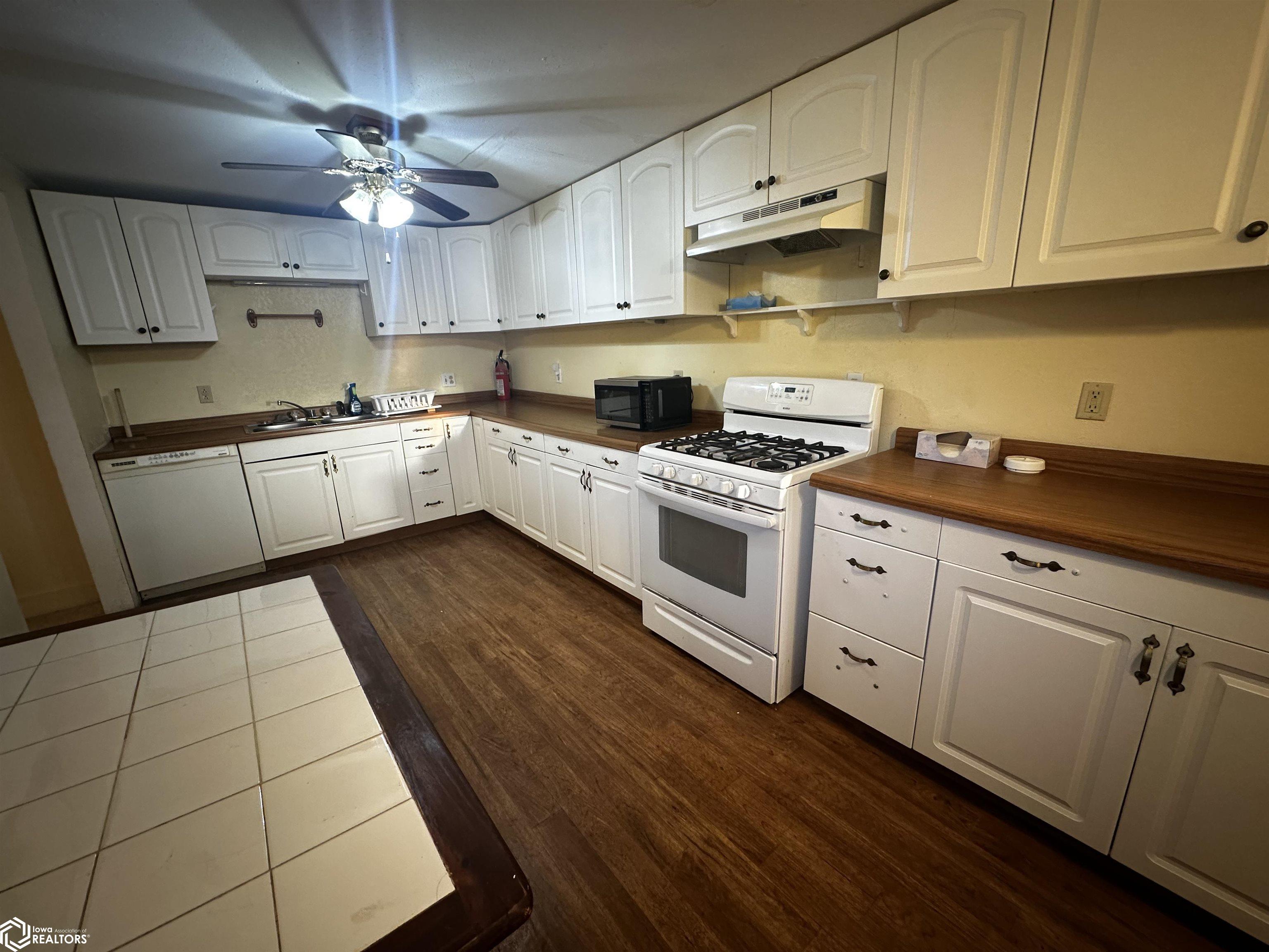 1428 Orleans Ave., Keokuk, Iowa image 5