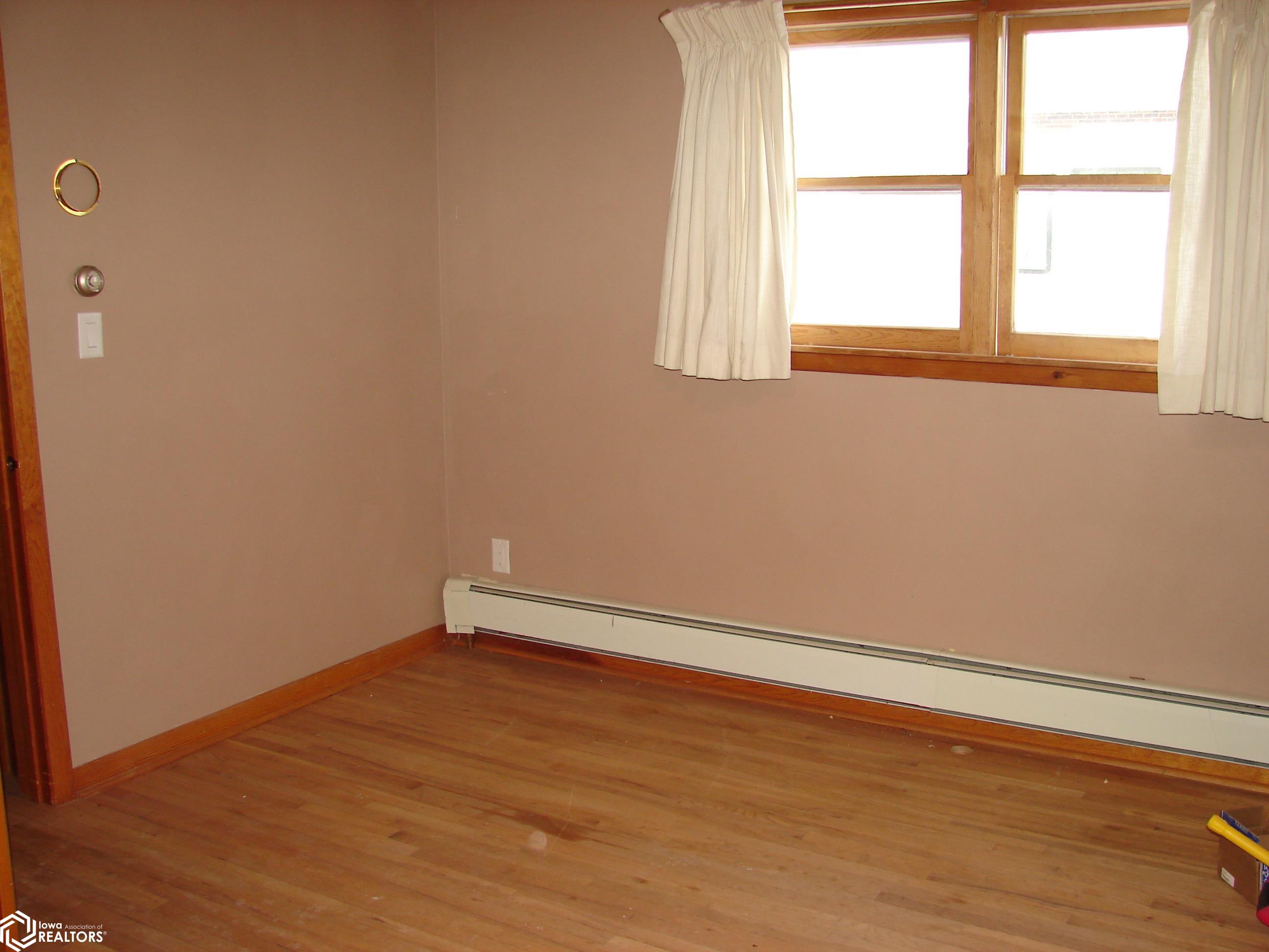 405 W Monroe, Mount Pleasant, Iowa image 11