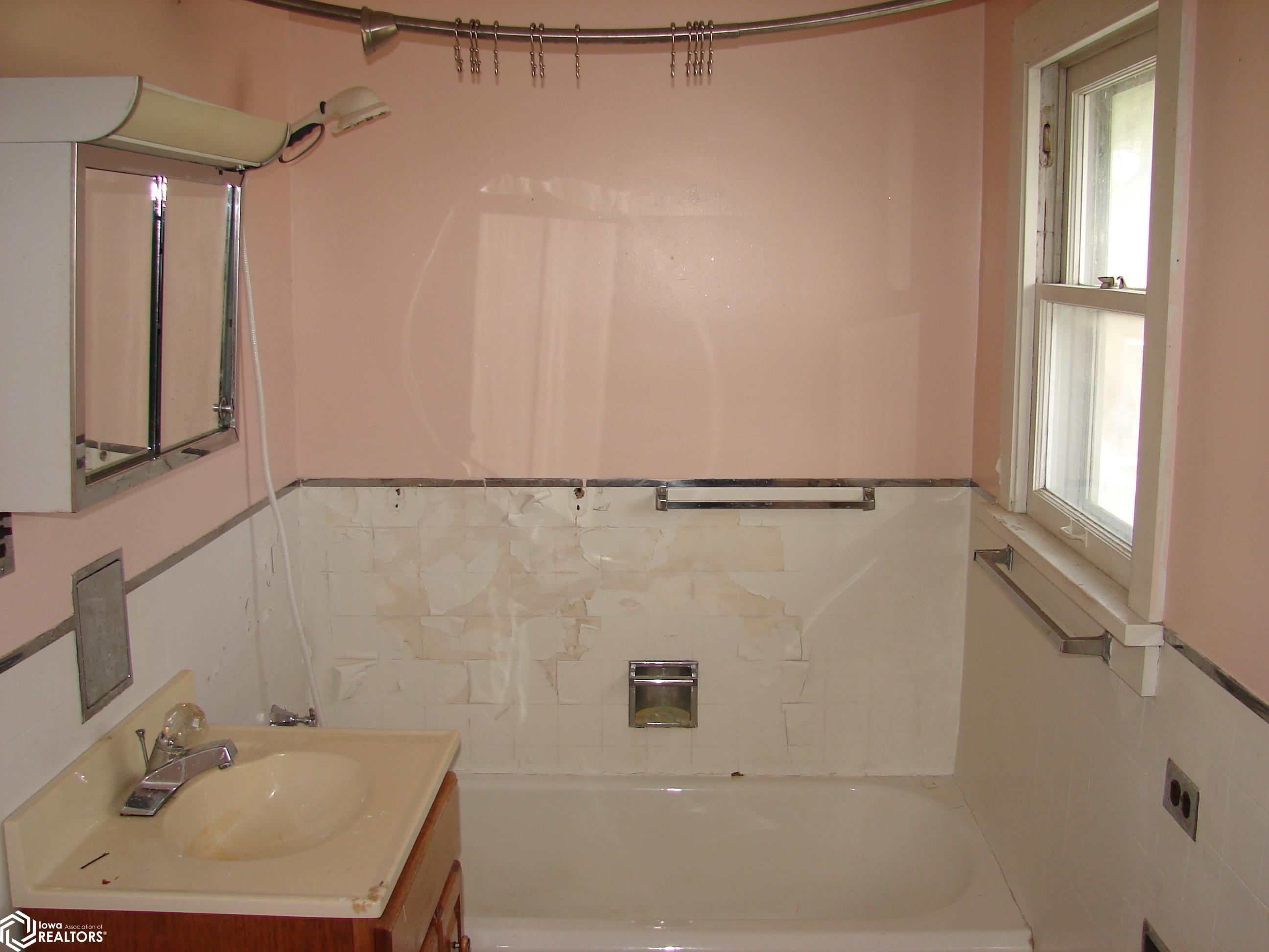405 W Monroe, Mount Pleasant, Iowa image 24