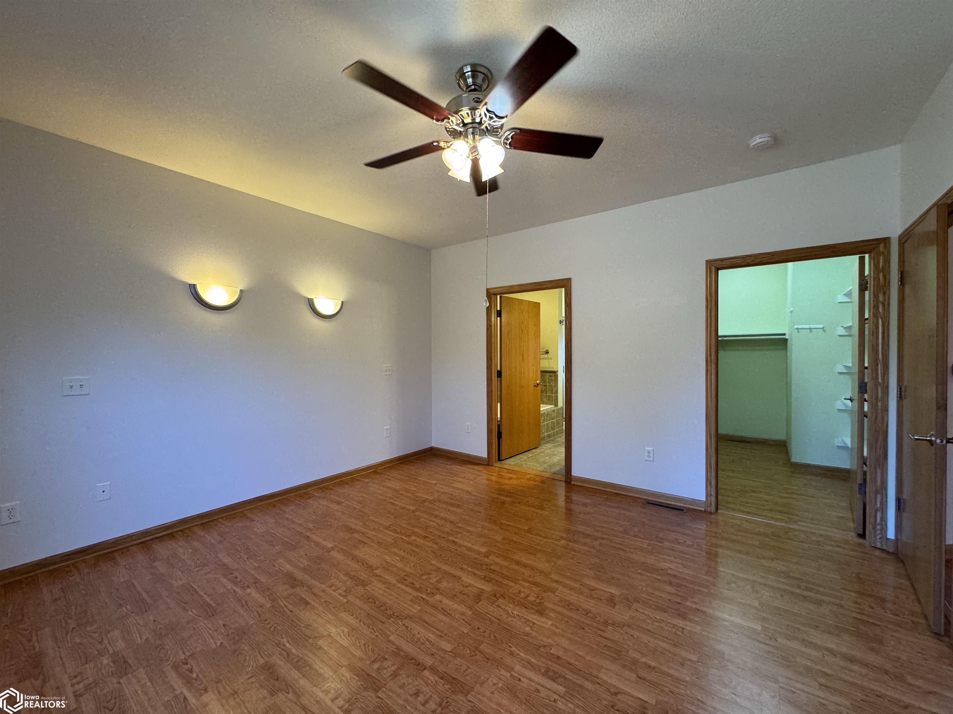 1109 S 10th Place, Clear Lake, Iowa image 21