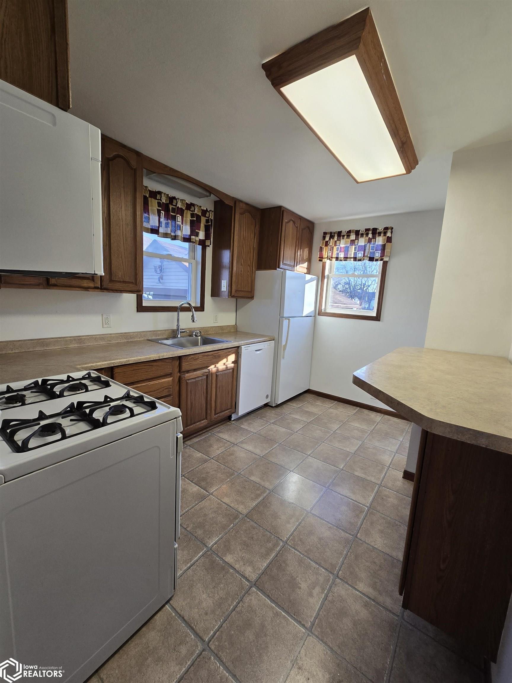 1328 1st Street, Webster City, Iowa image 11