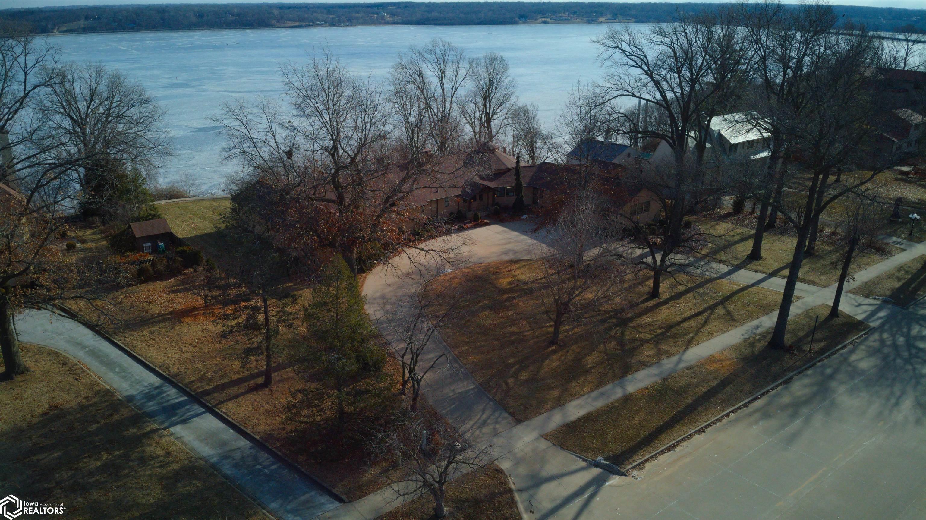 1321 Grand Avenue, Keokuk, Iowa image 10