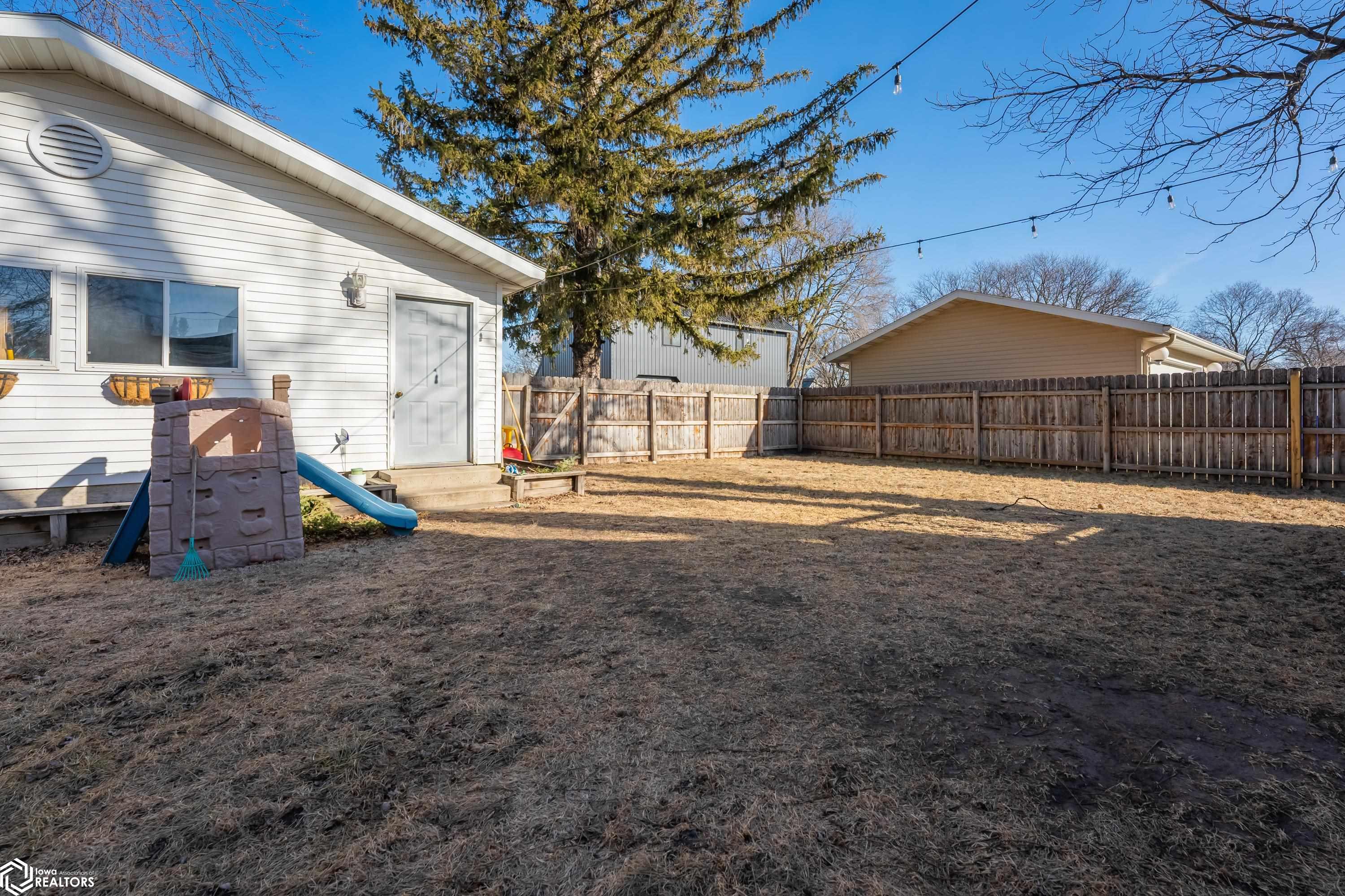 1012 1st Ave S, Clear Lake, Iowa image 24