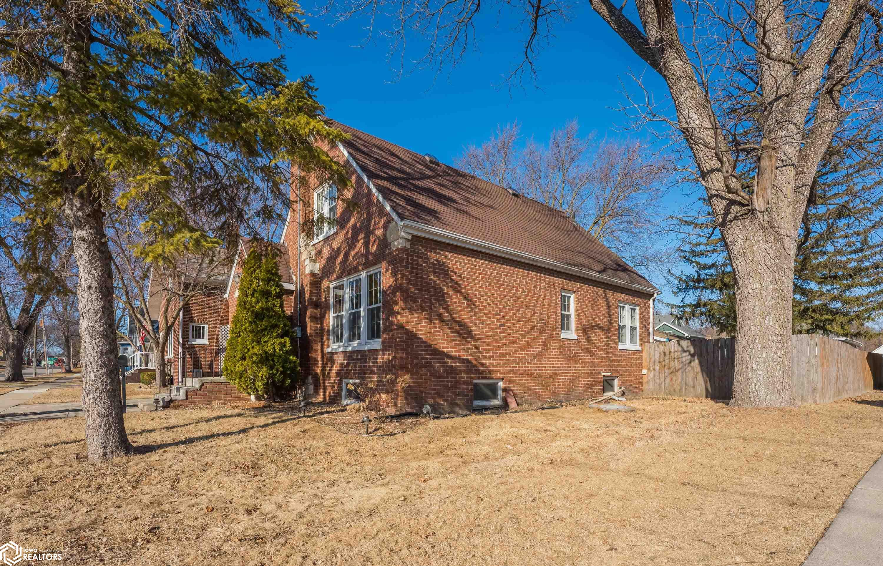 1012 1st Ave S, Clear Lake, Iowa image 27