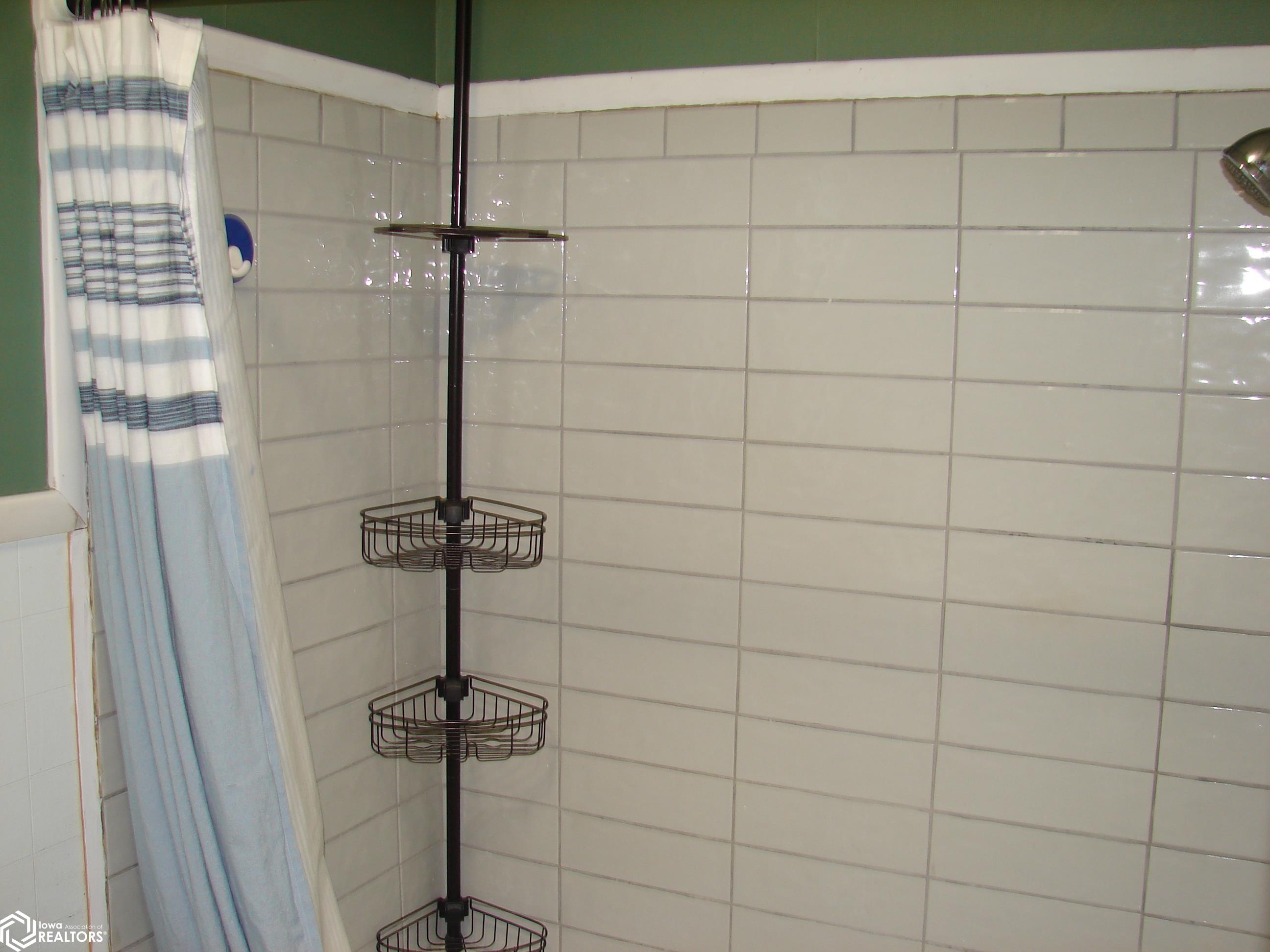 302 S White St., Mount Pleasant, Iowa image 24