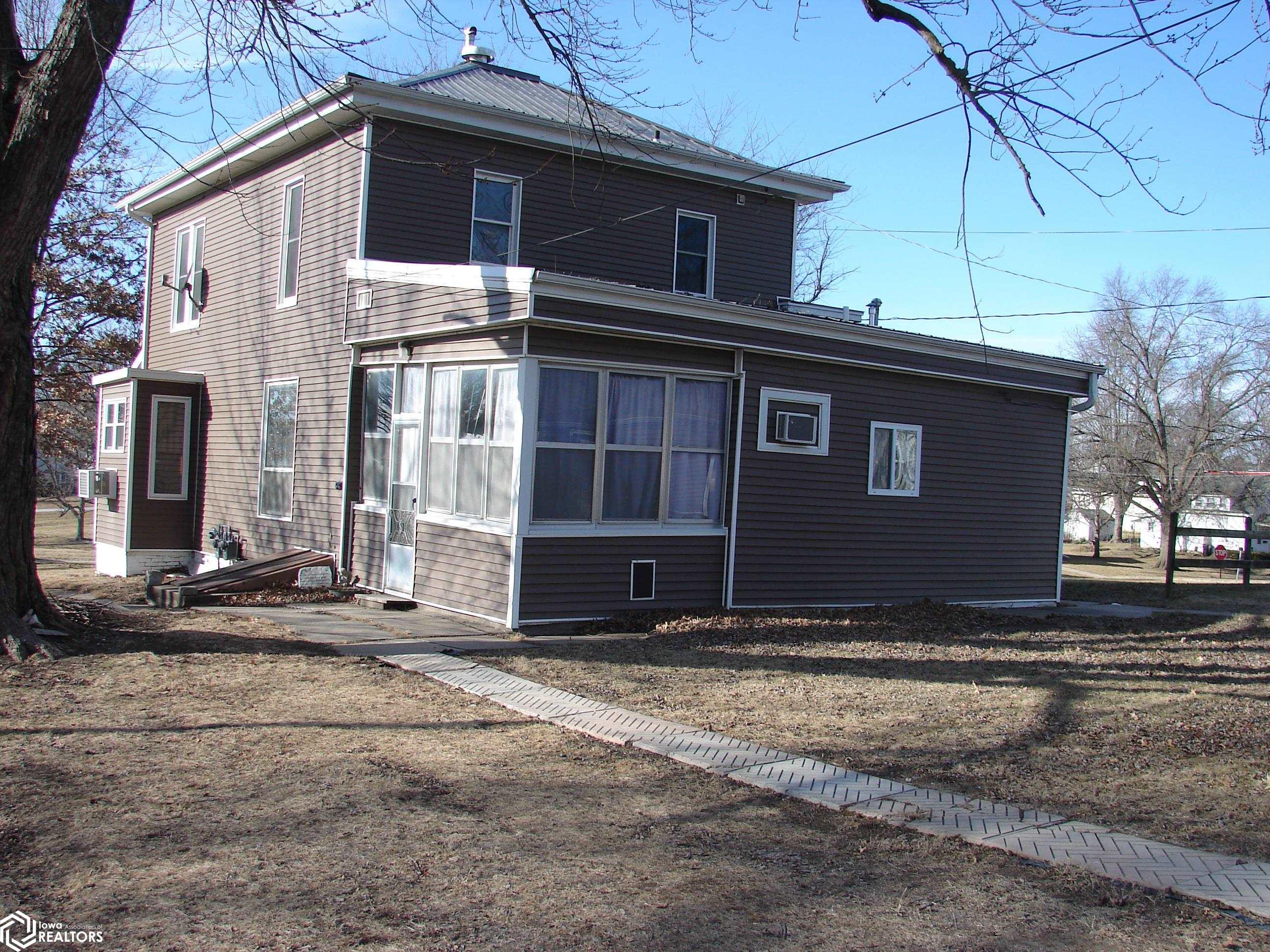 302 S White St., Mount Pleasant, Iowa image 27