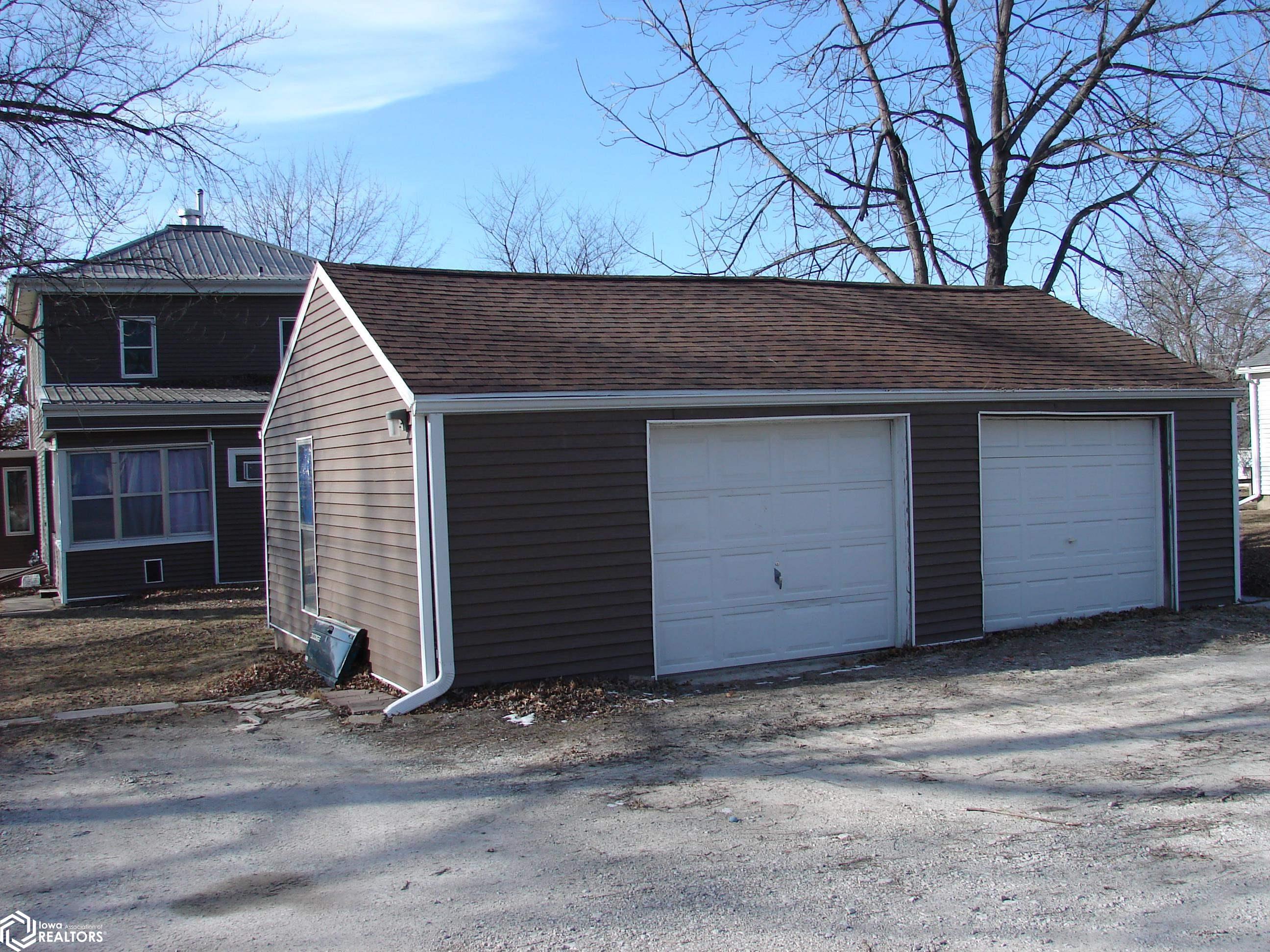 302 S White St., Mount Pleasant, Iowa image 4