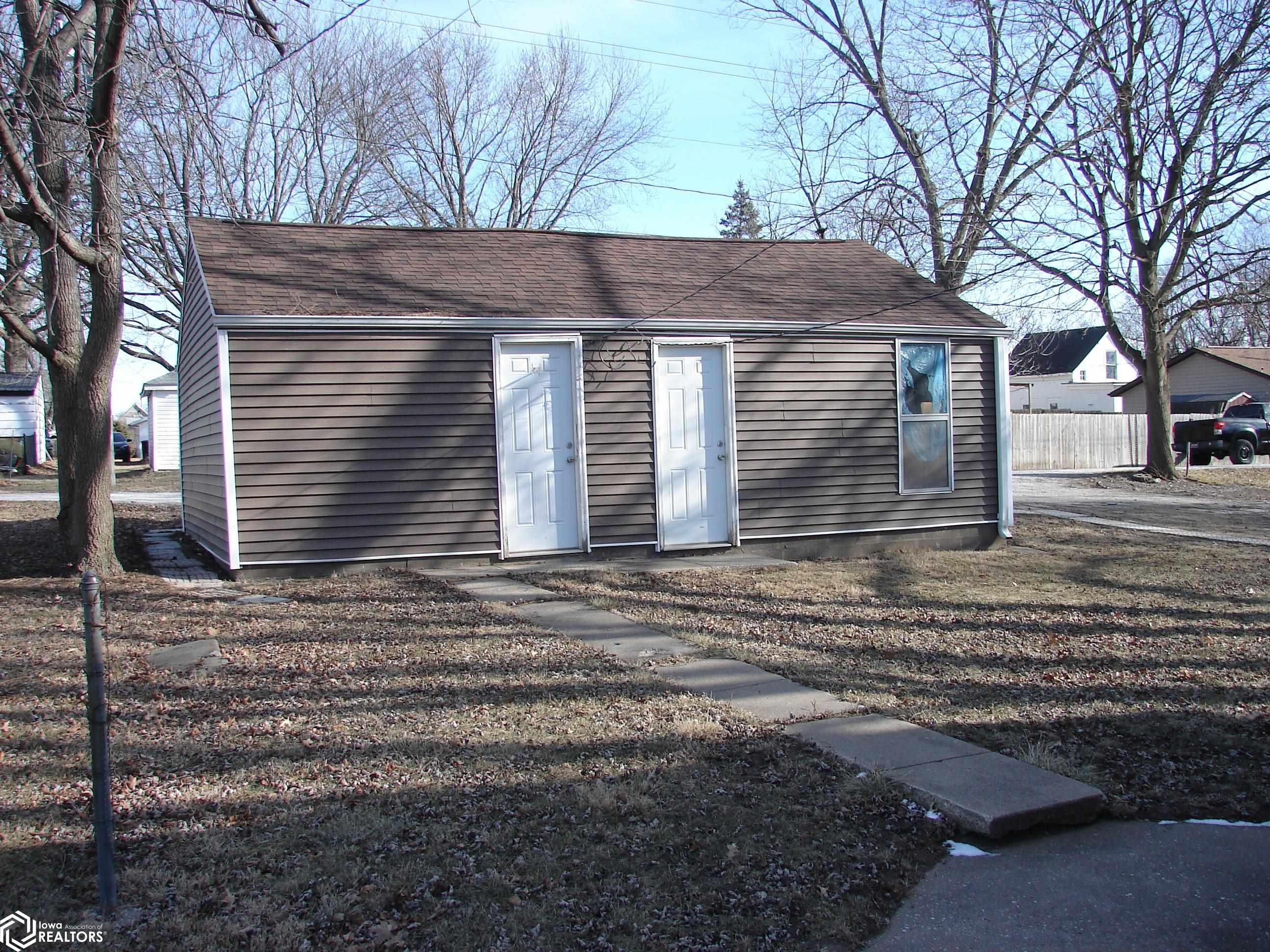 302 S White St., Mount Pleasant, Iowa image 5