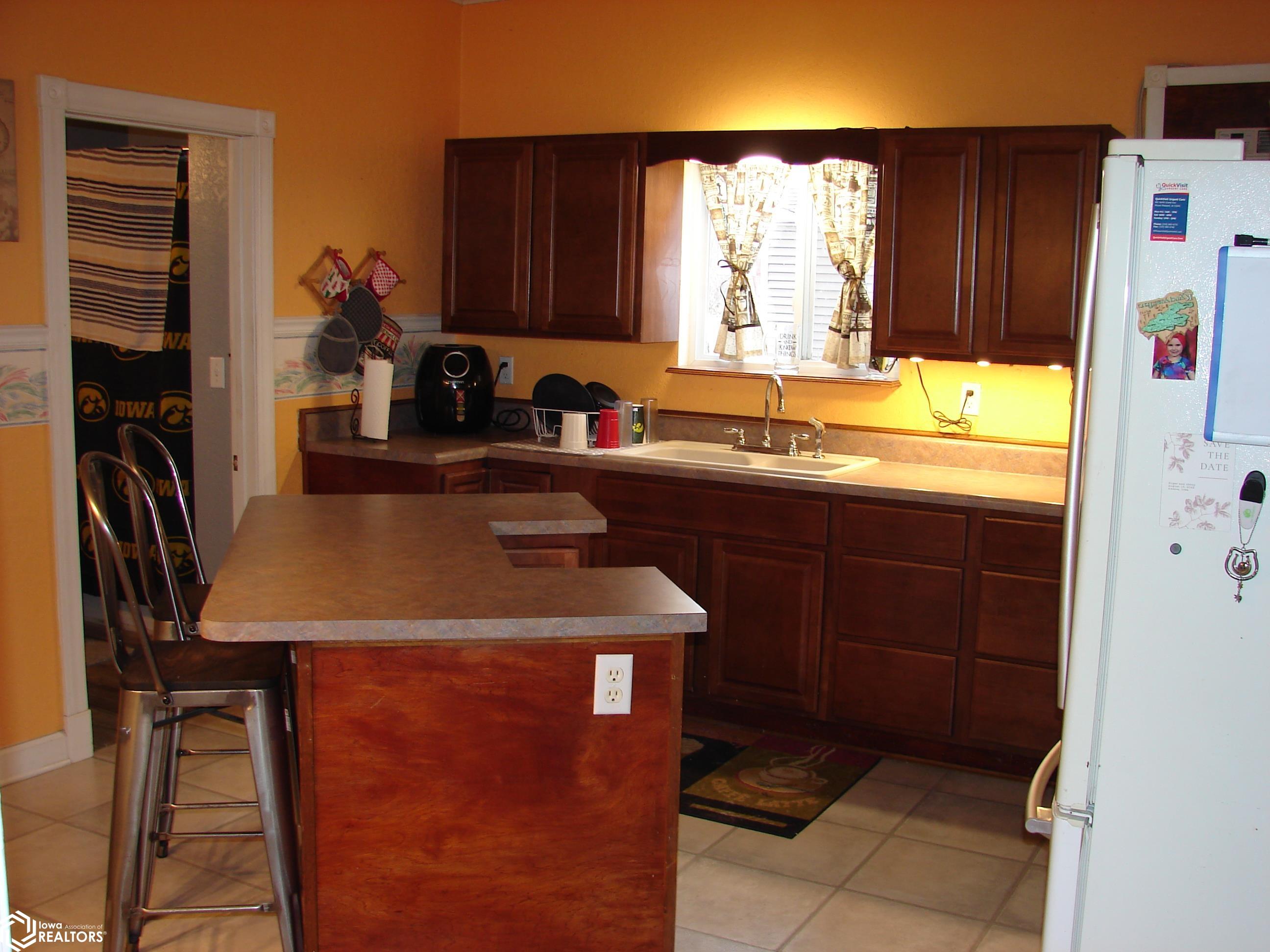 302 S White St., Mount Pleasant, Iowa image 8