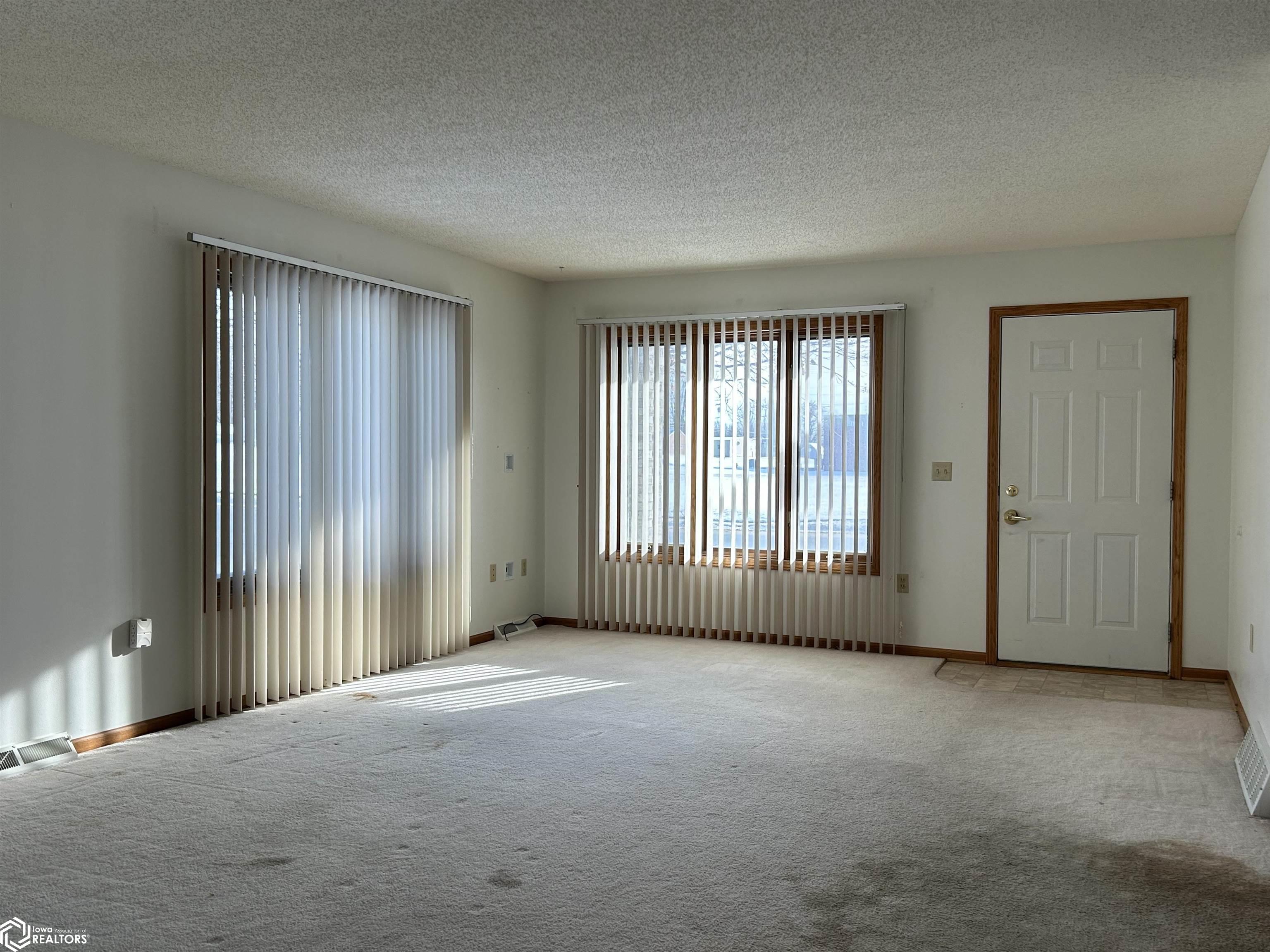 715 W J Street, Forest City, Iowa image 3