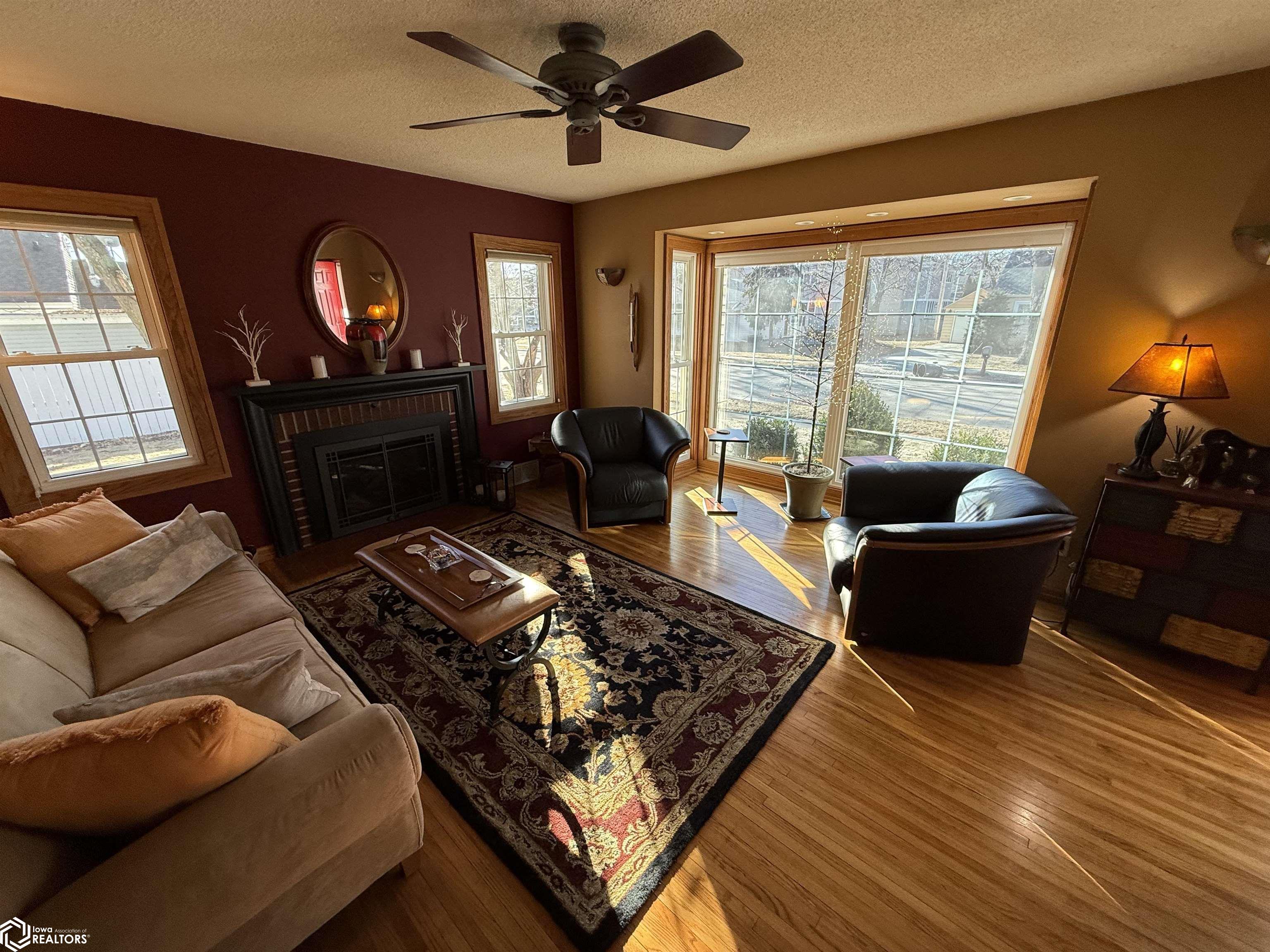 30 Sunset View Drive, Clear Lake, Iowa image 11
