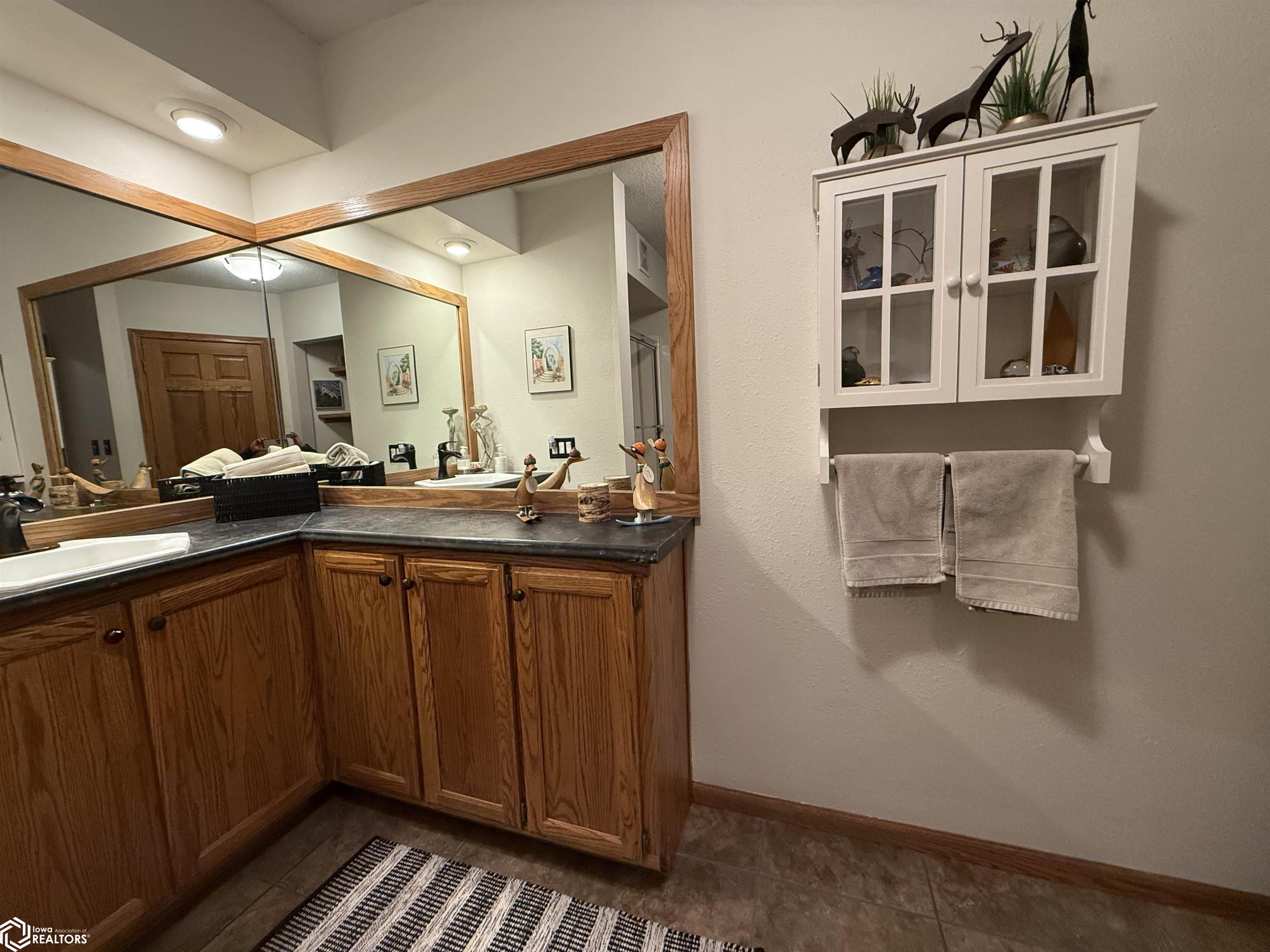 30 Sunset View Drive, Clear Lake, Iowa image 16