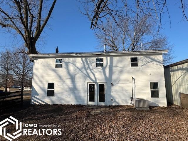 704 E Stewart Street, Centerville, Iowa image 1