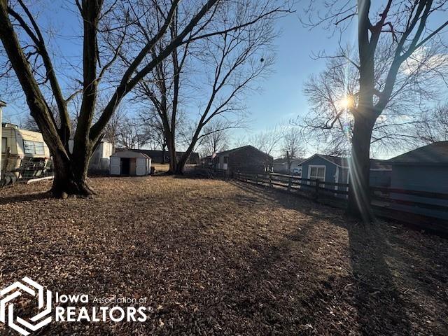 704 E Stewart Street, Centerville, Iowa image 3