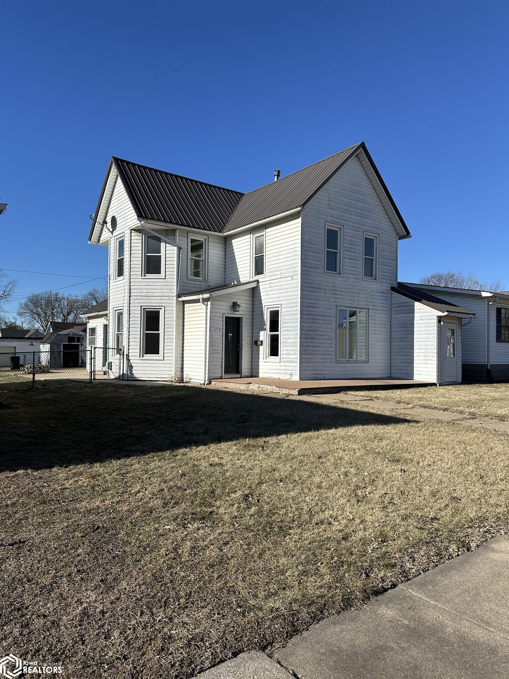 1712 Johnson Street, Keokuk, Iowa image 1