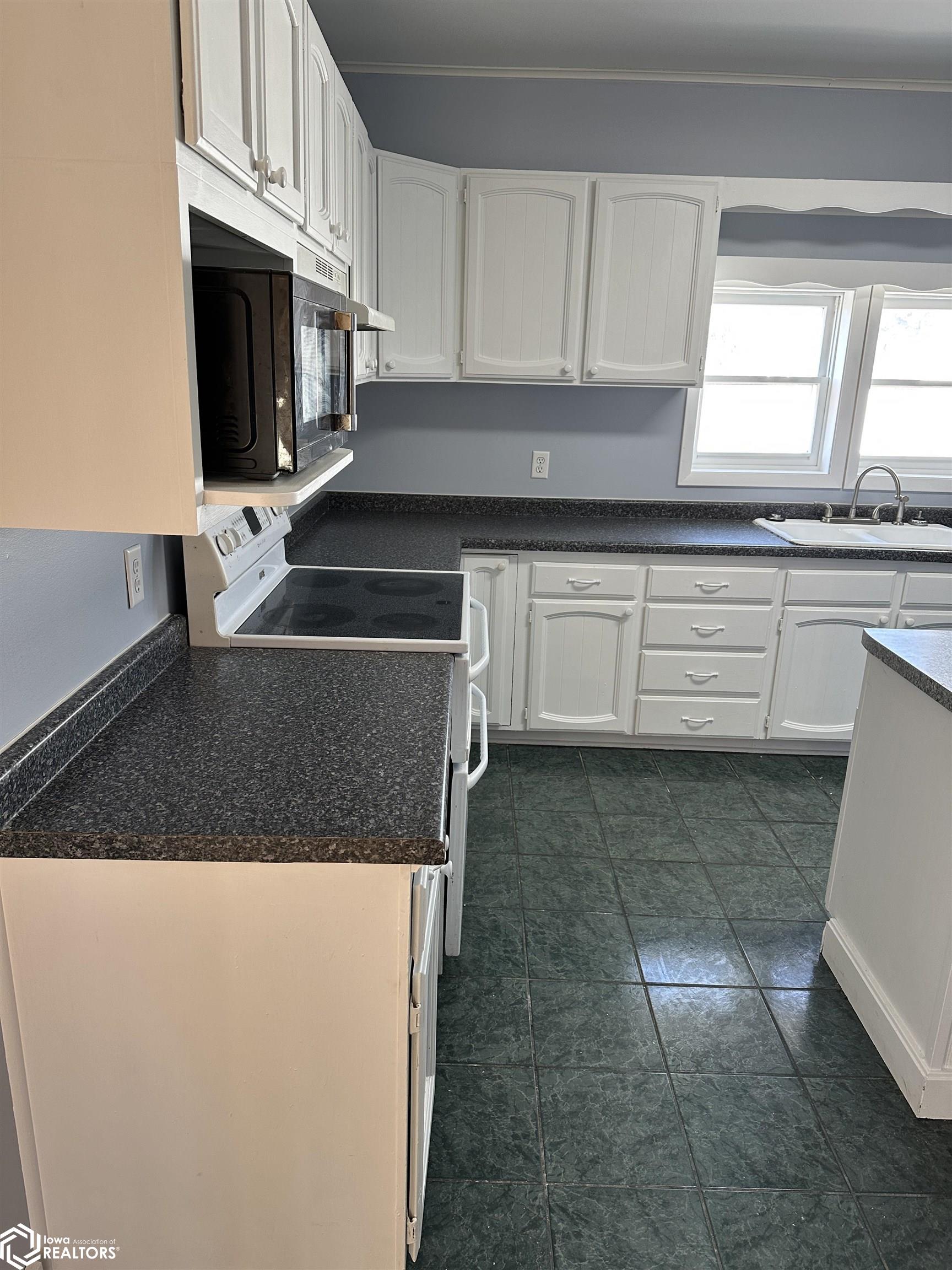 1712 Johnson Street, Keokuk, Iowa image 13