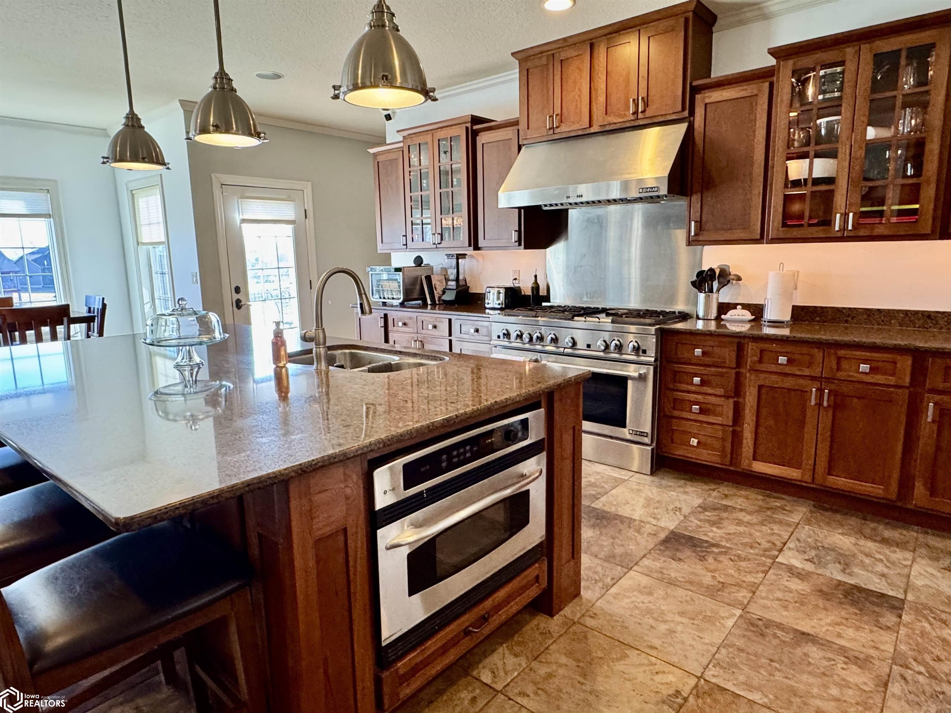 21 Venetian Dr, Clear Lake, Iowa image 15
