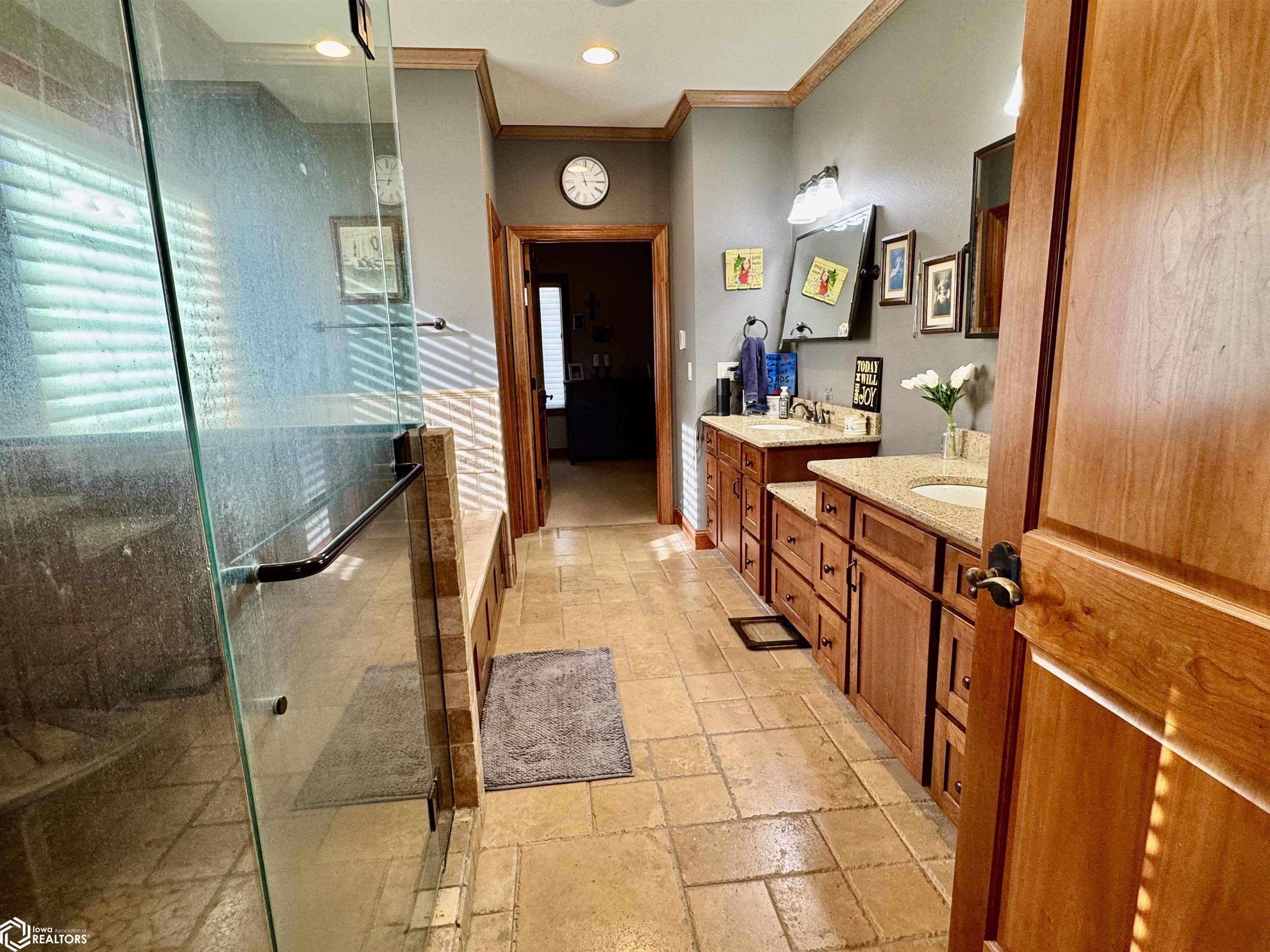 21 Venetian Dr, Clear Lake, Iowa image 24