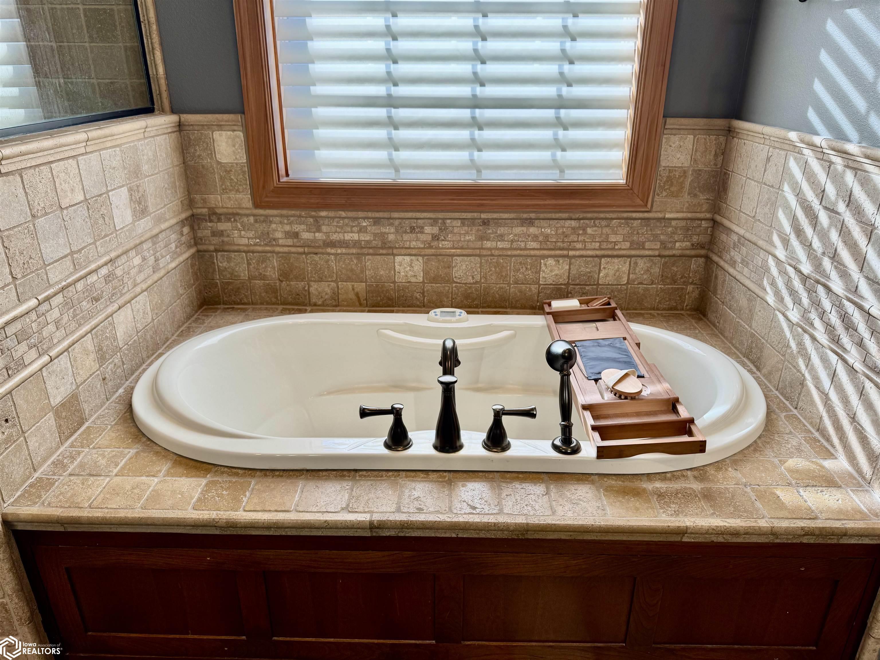 21 Venetian Dr, Clear Lake, Iowa image 26