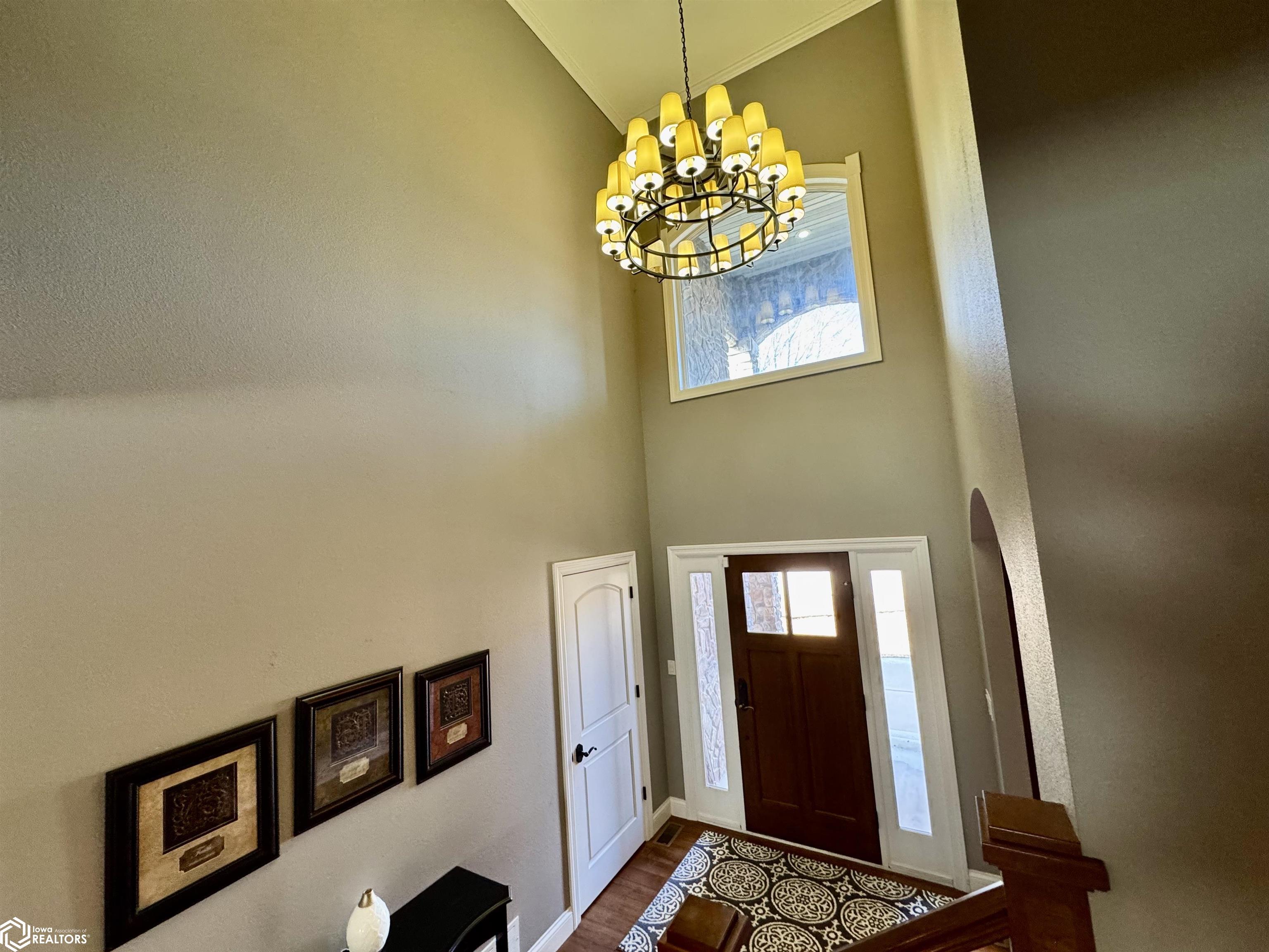 21 Venetian Dr, Clear Lake, Iowa image 6