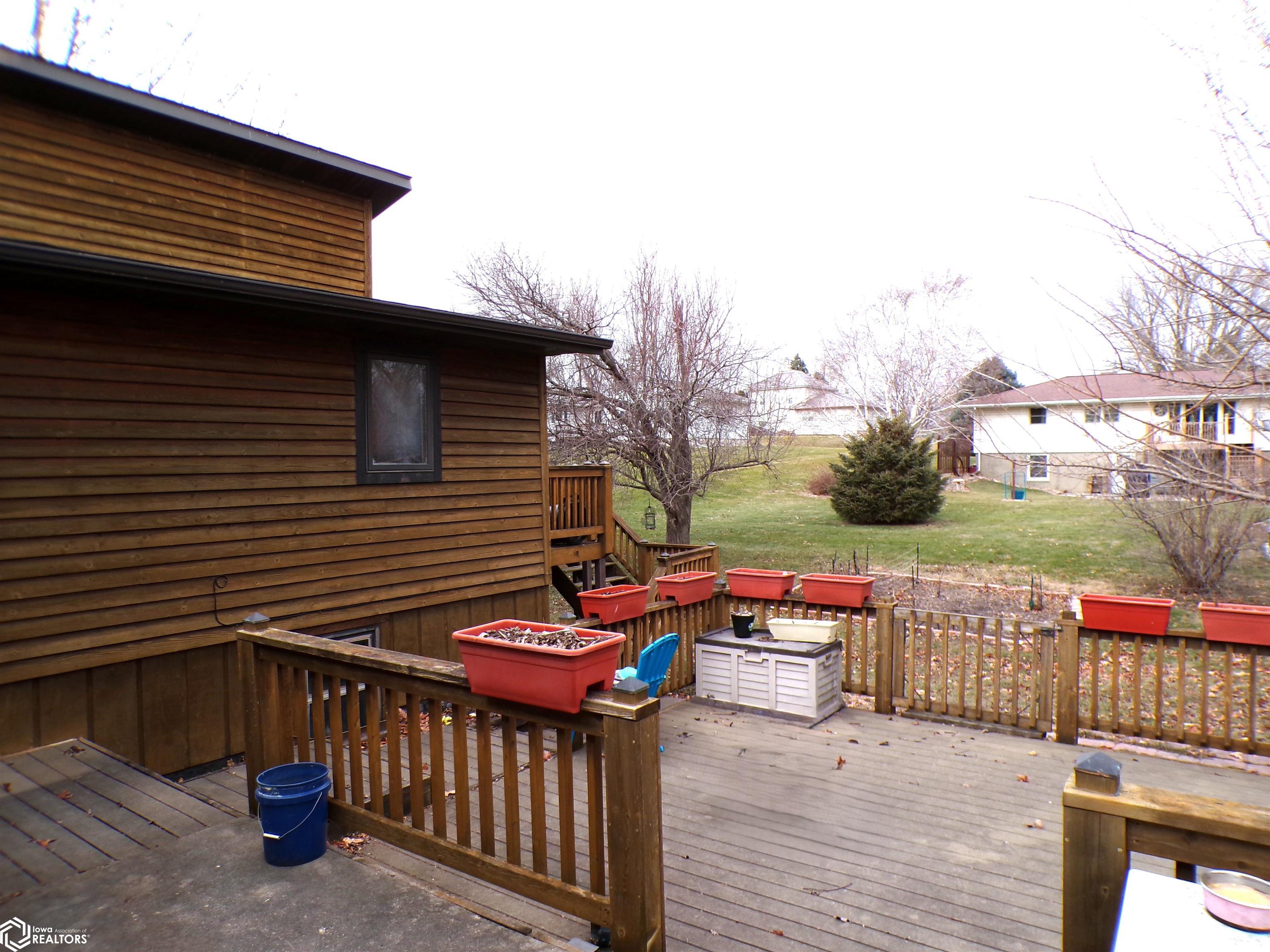 107 4th Street, State Center, Iowa image 32