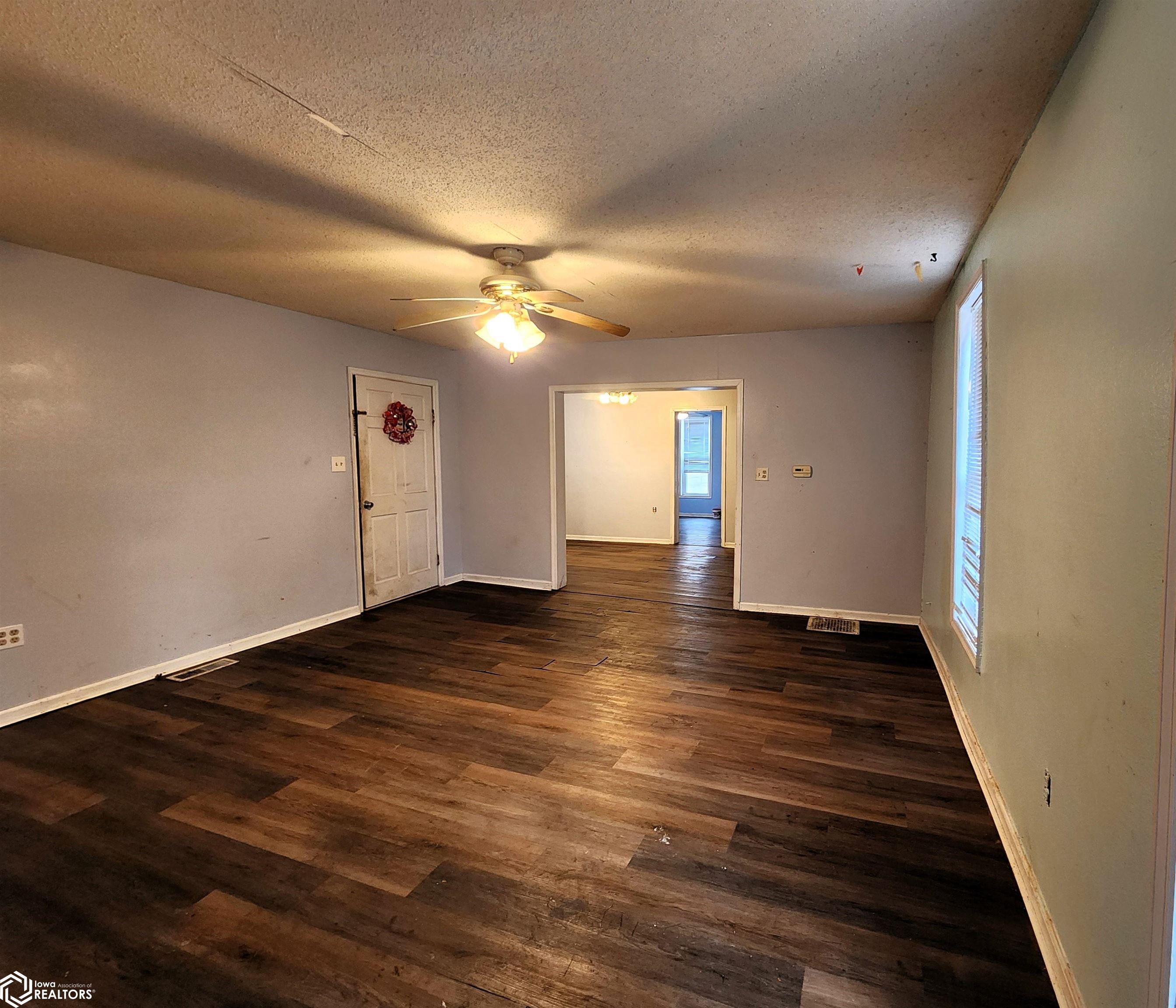 601 N Johnson Street, Corydon, Iowa image 4