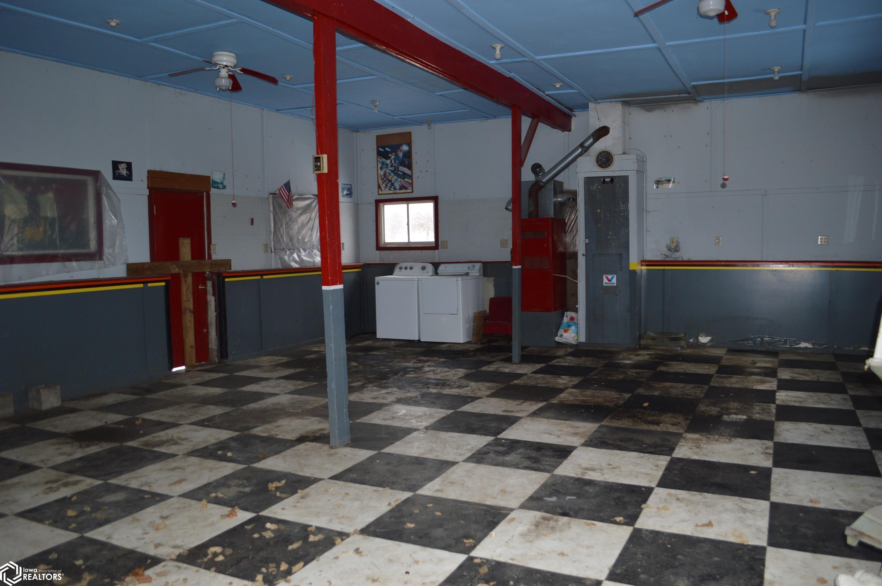 201 Washington Street, Geneva, Iowa image 12