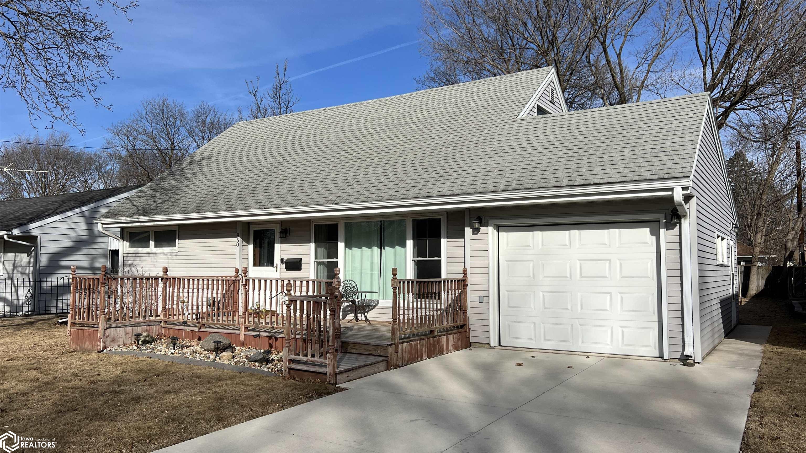 950 7th Street, Mason City, Iowa image 1
