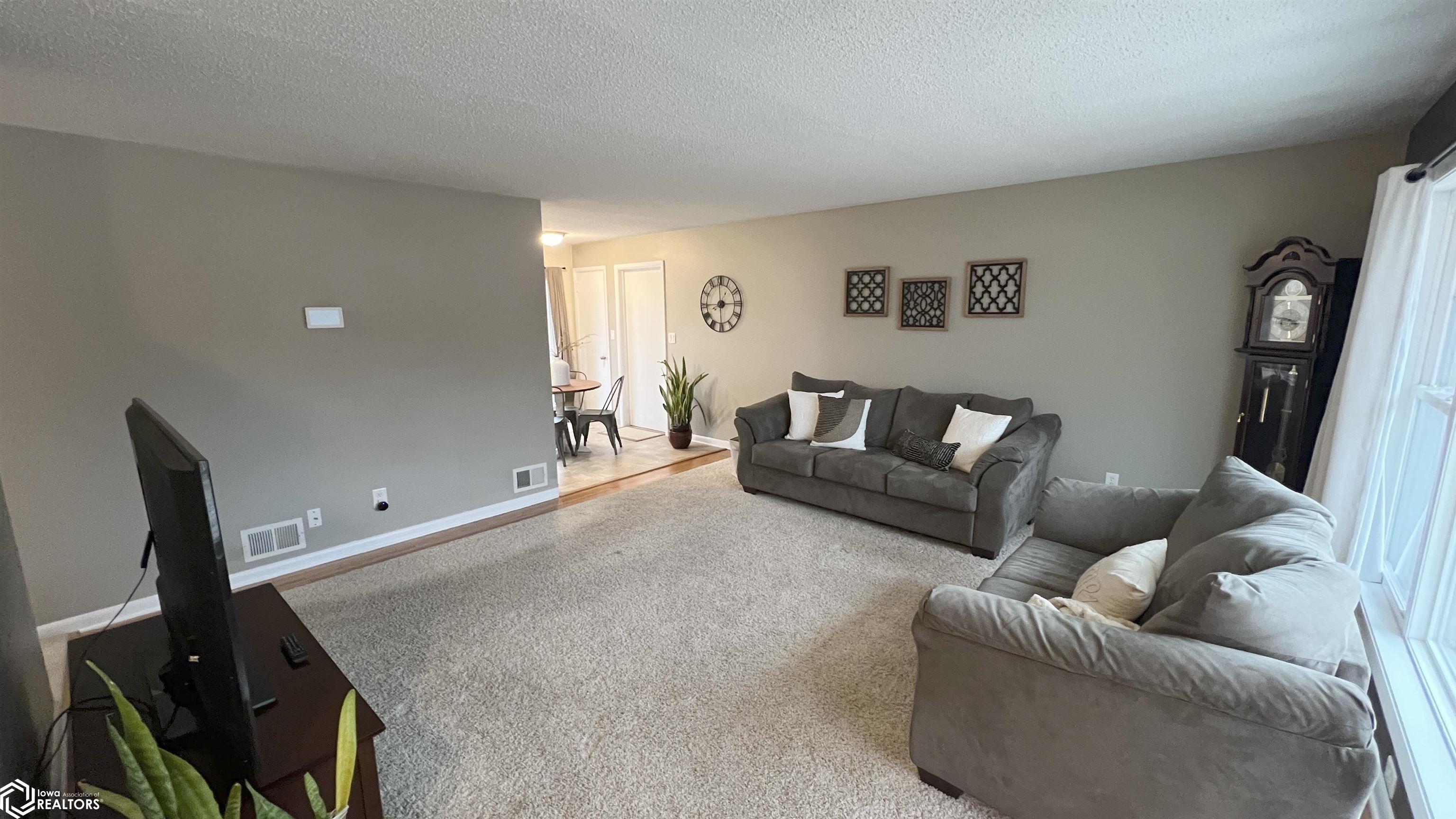 950 7th Street, Mason City, Iowa image 6