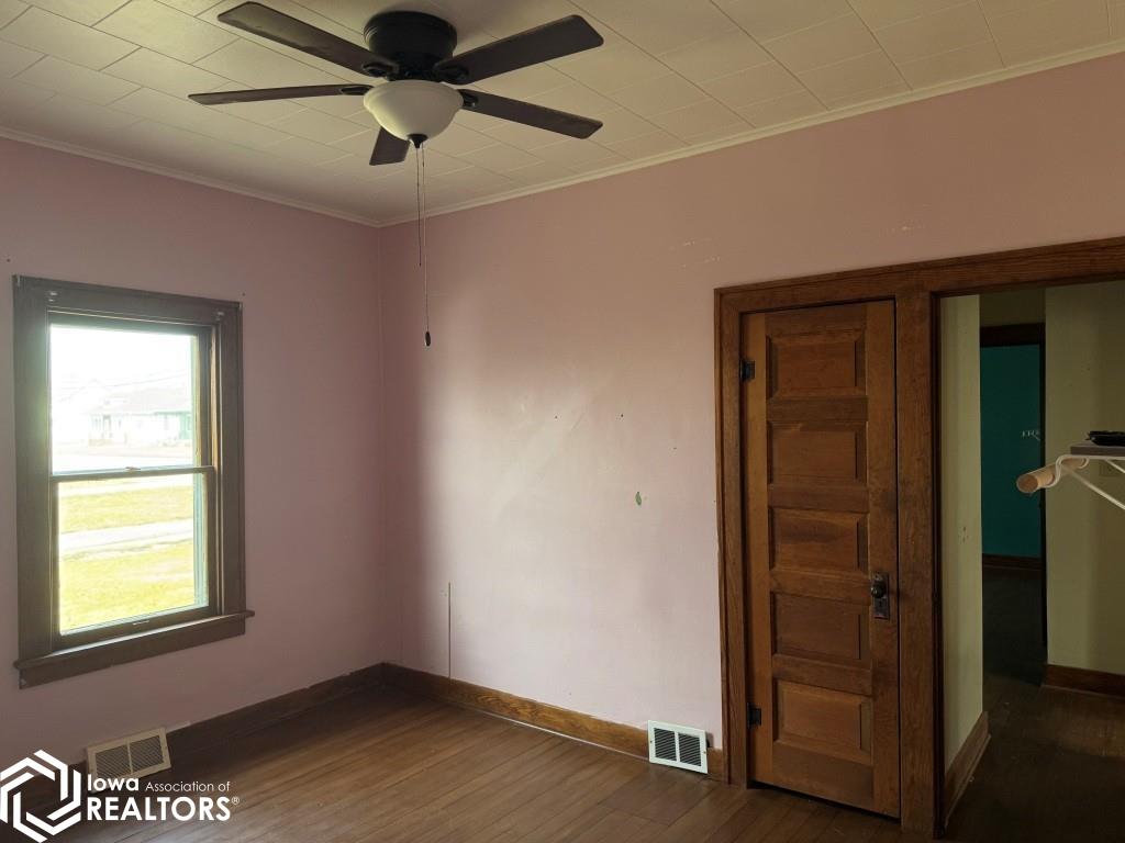 96 5th Street, West Point, Iowa image 14