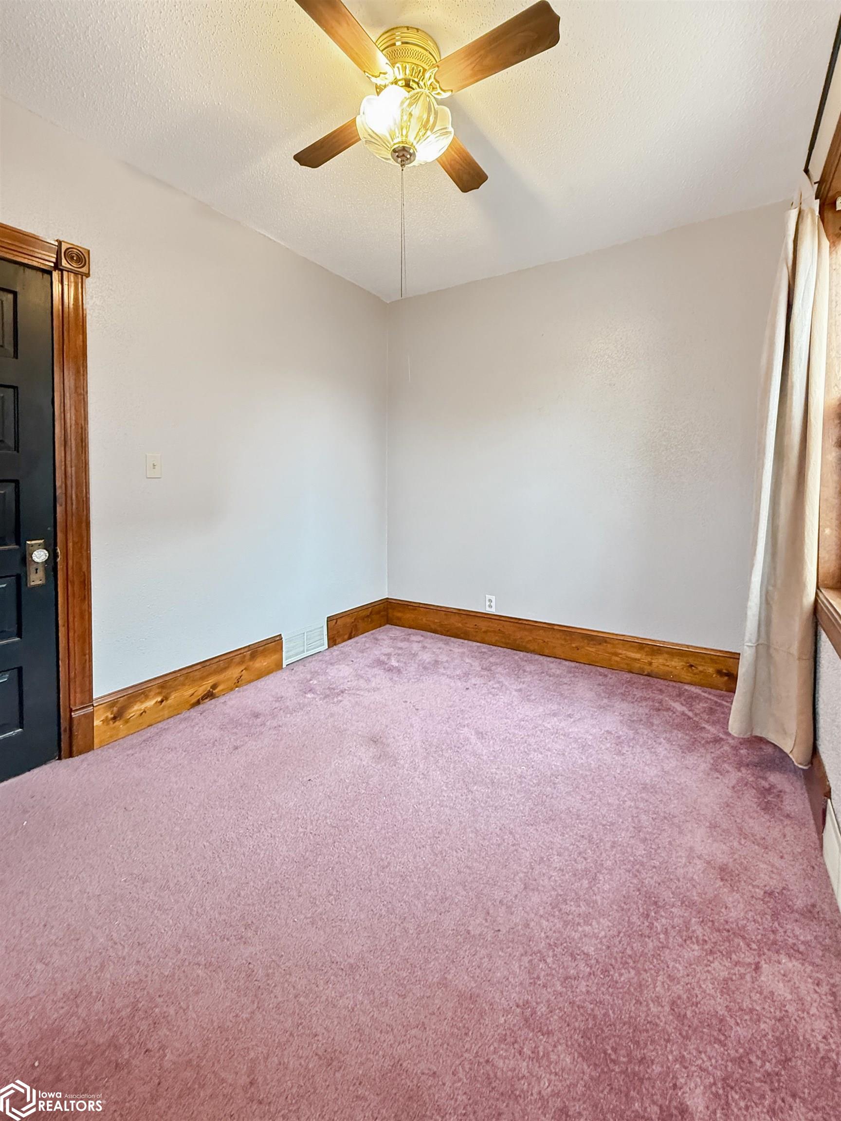 114 4th Street, Hampton, Iowa image 15