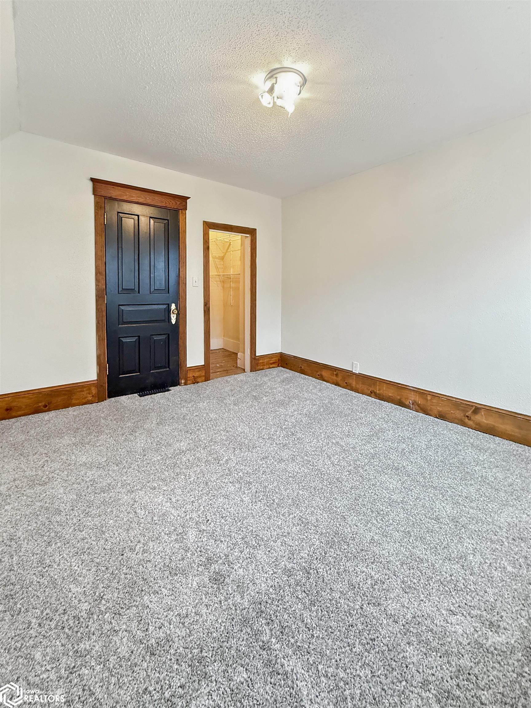 114 4th Street, Hampton, Iowa image 21