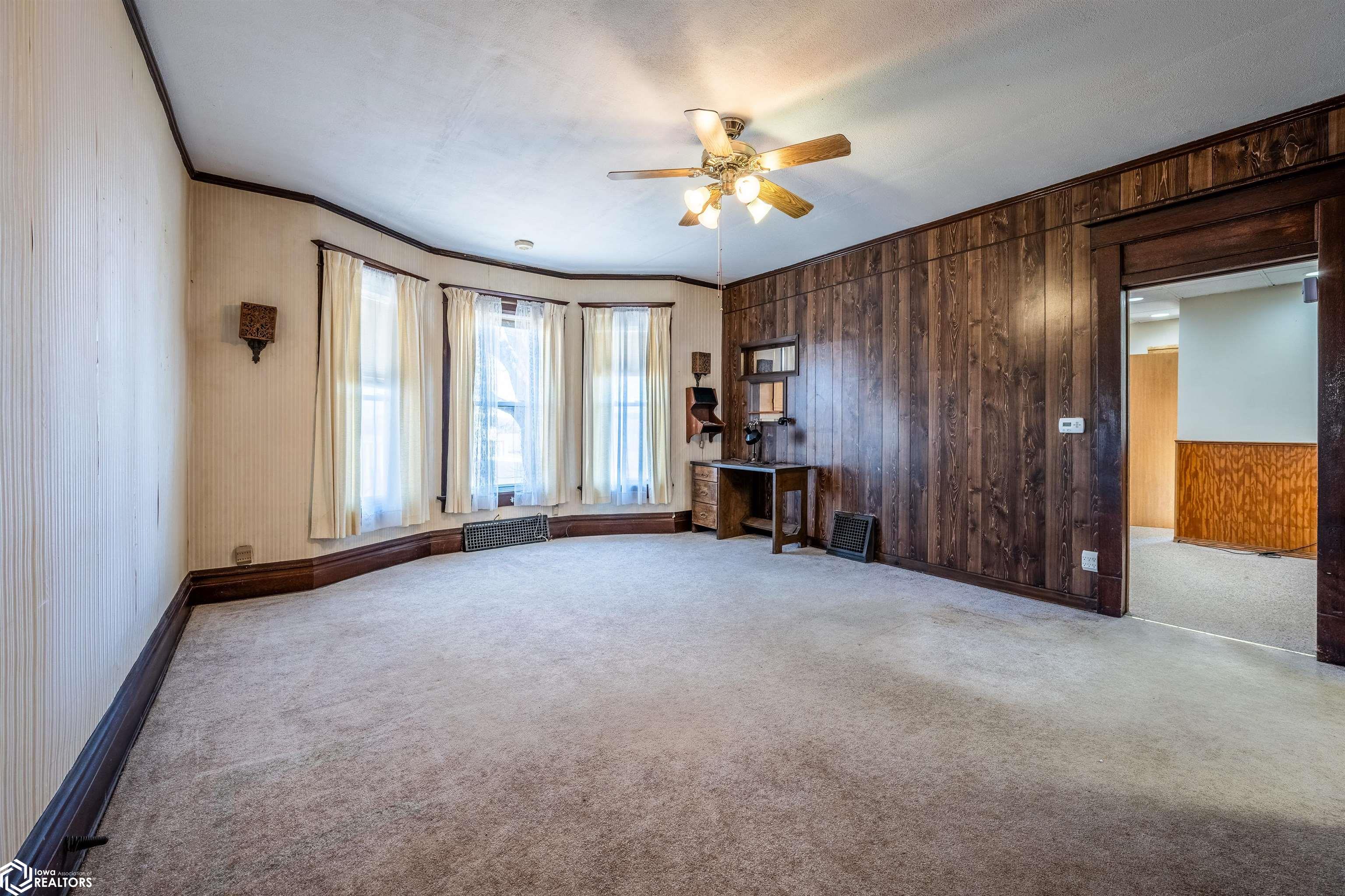 105 Court Street, Harlan, Iowa image 9
