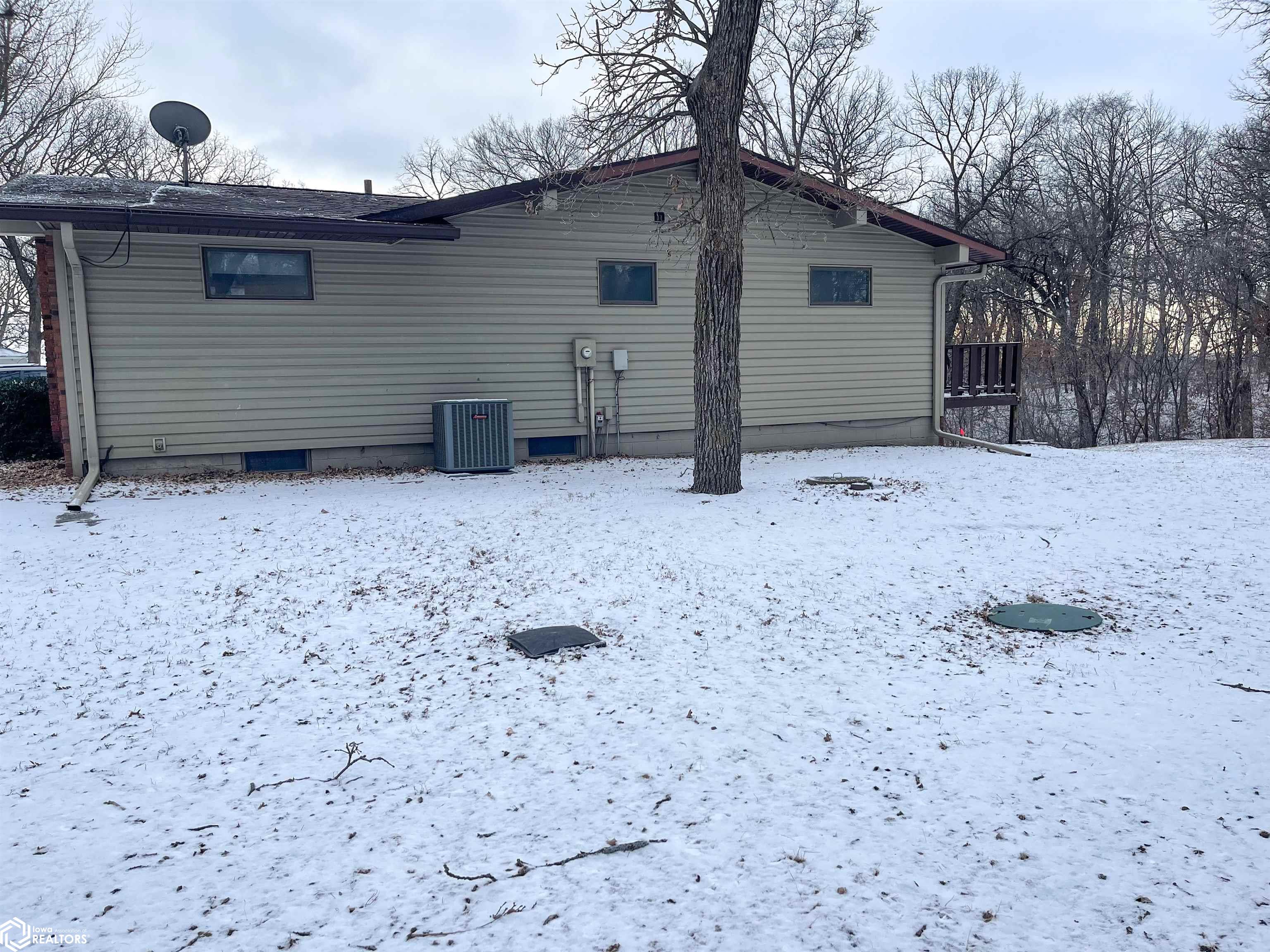 500 Royale Oaks Drive, Algona, Iowa image 3