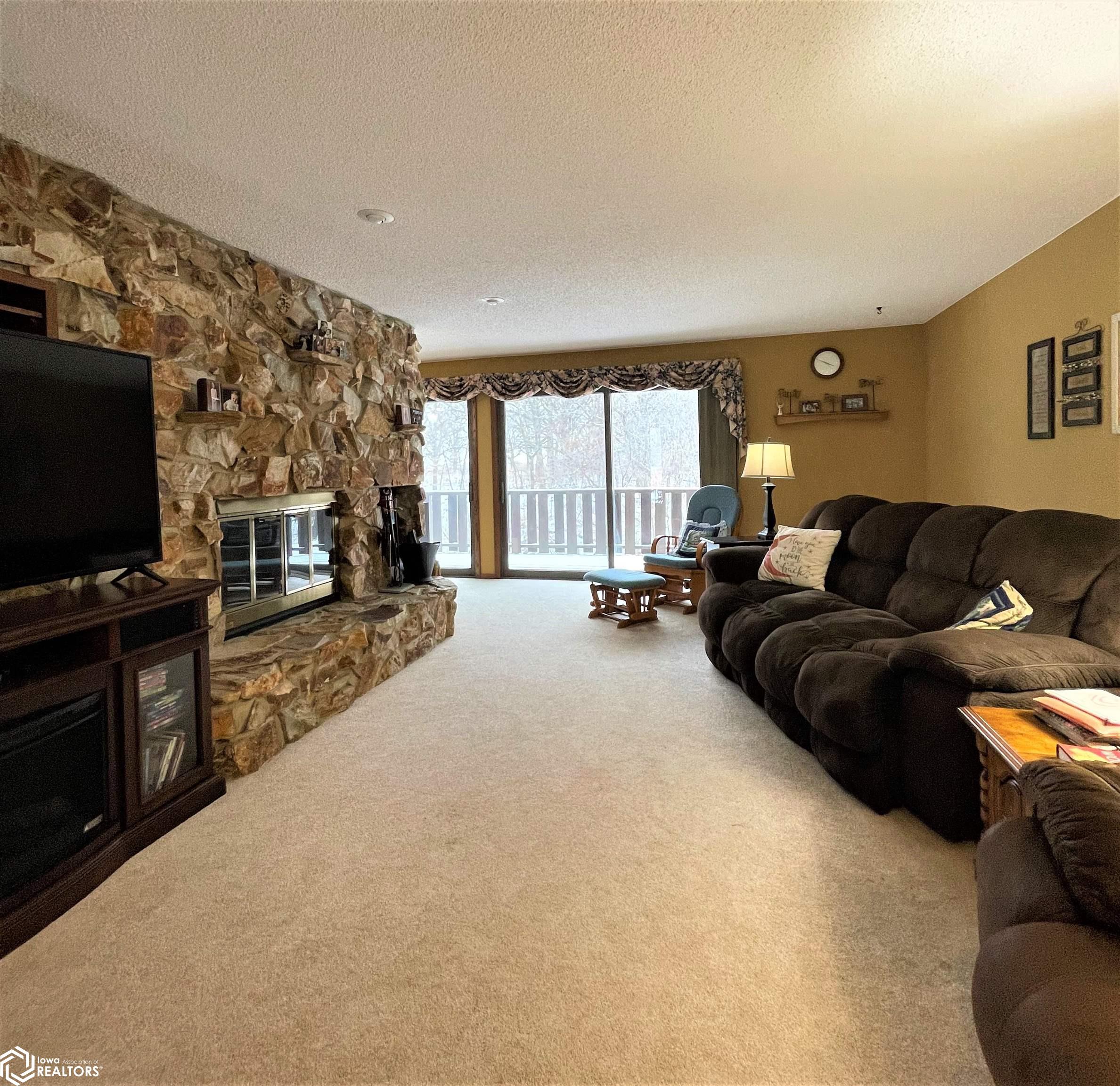 500 Royale Oaks Drive, Algona, Iowa image 22