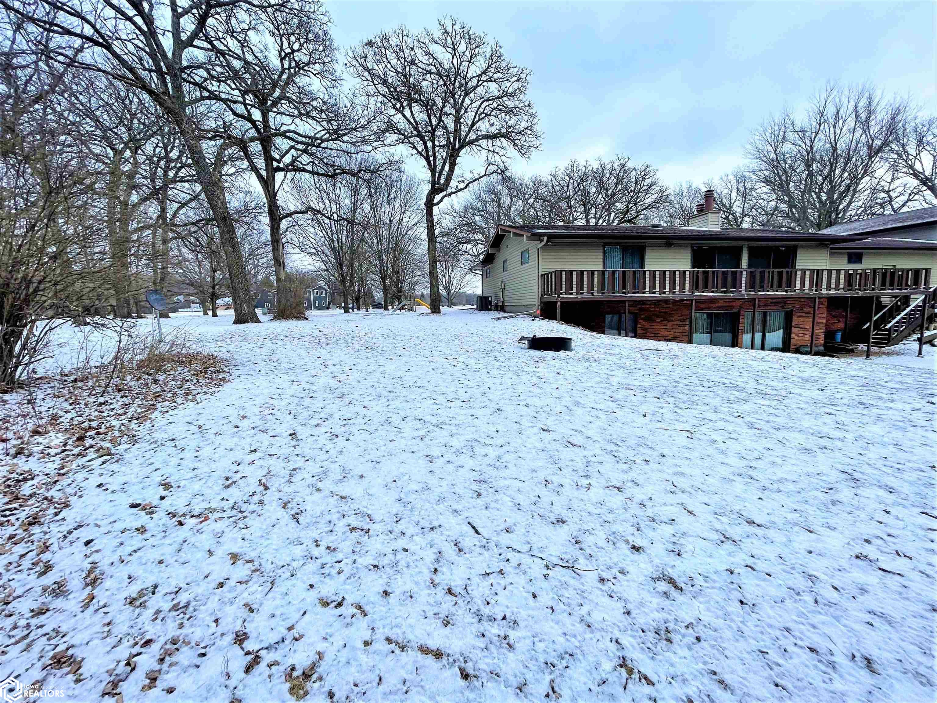 500 Royale Oaks Drive, Algona, Iowa image 4