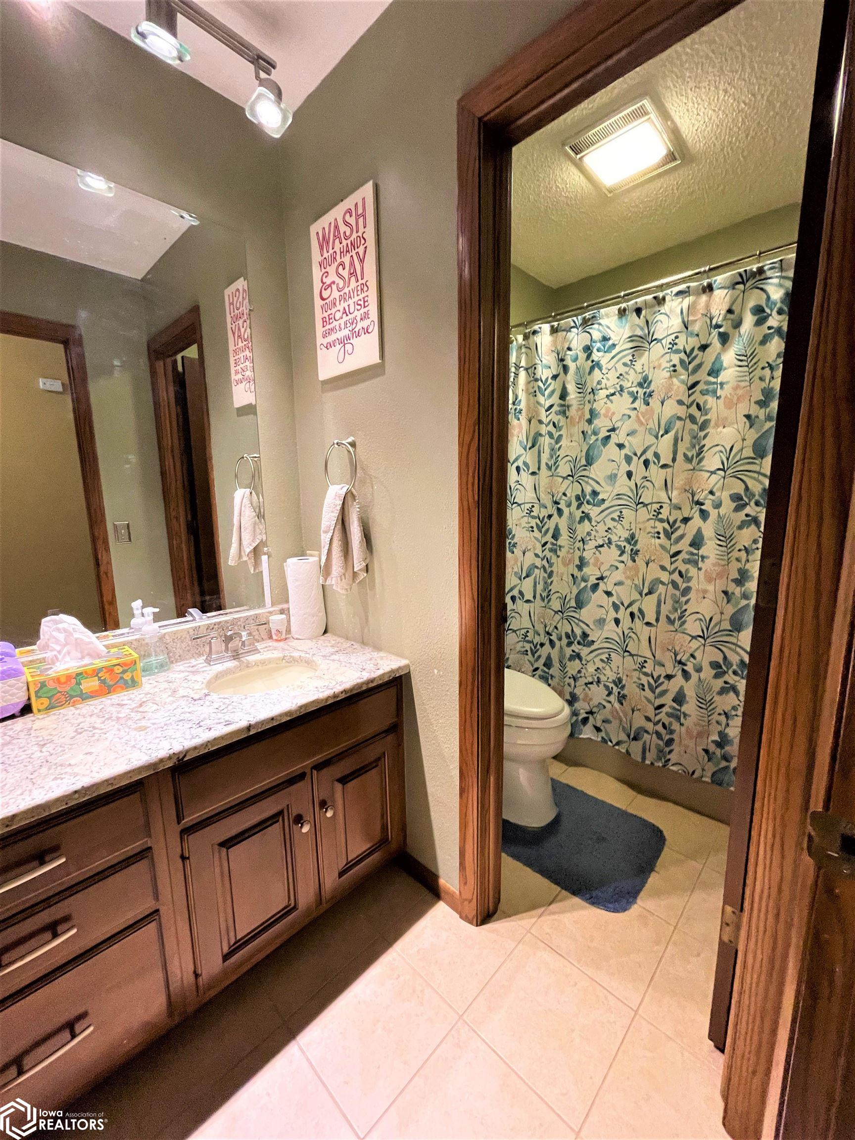 500 Royale Oaks Drive, Algona, Iowa image 31