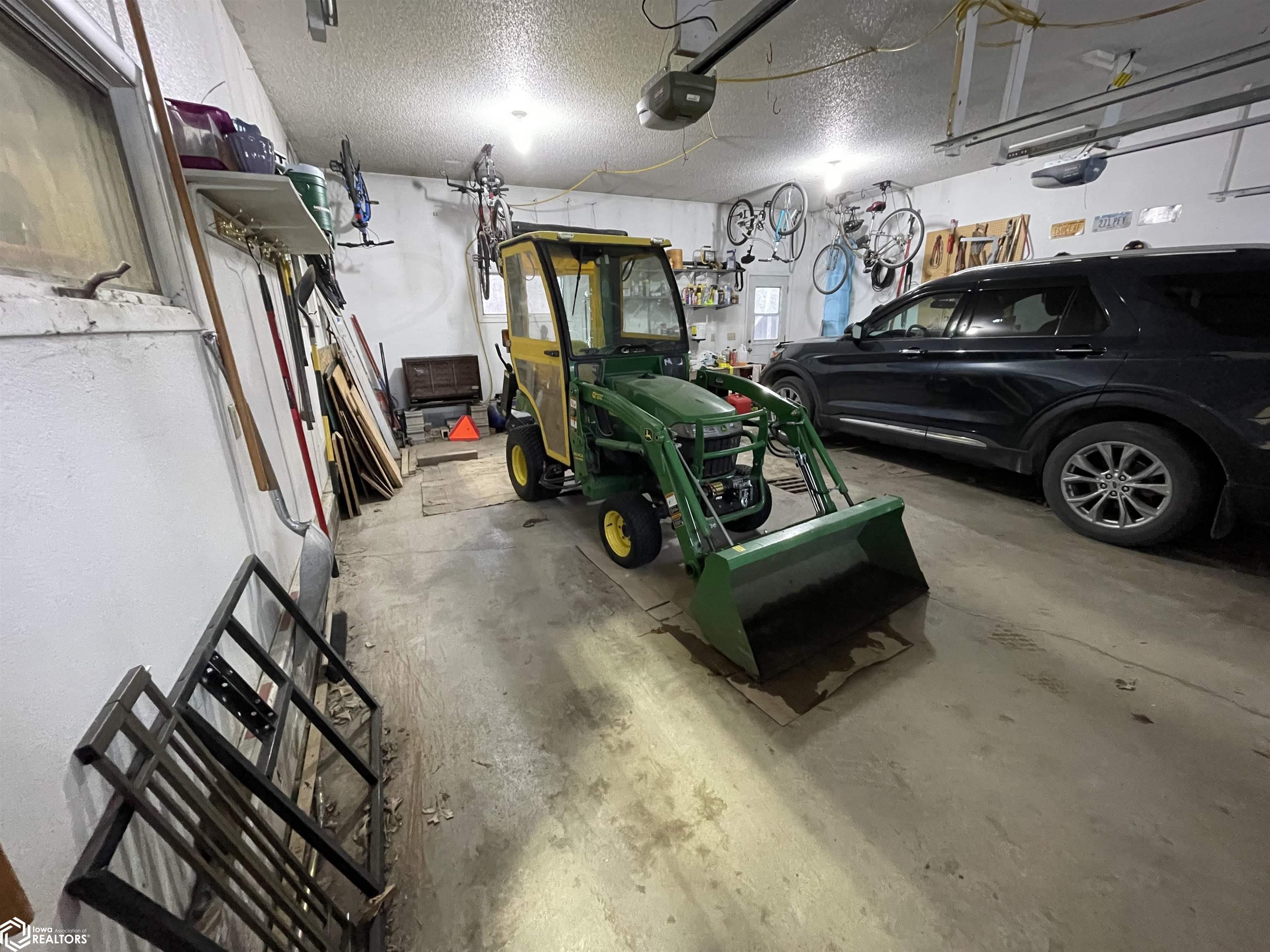 500 Royale Oaks Drive, Algona, Iowa image 8