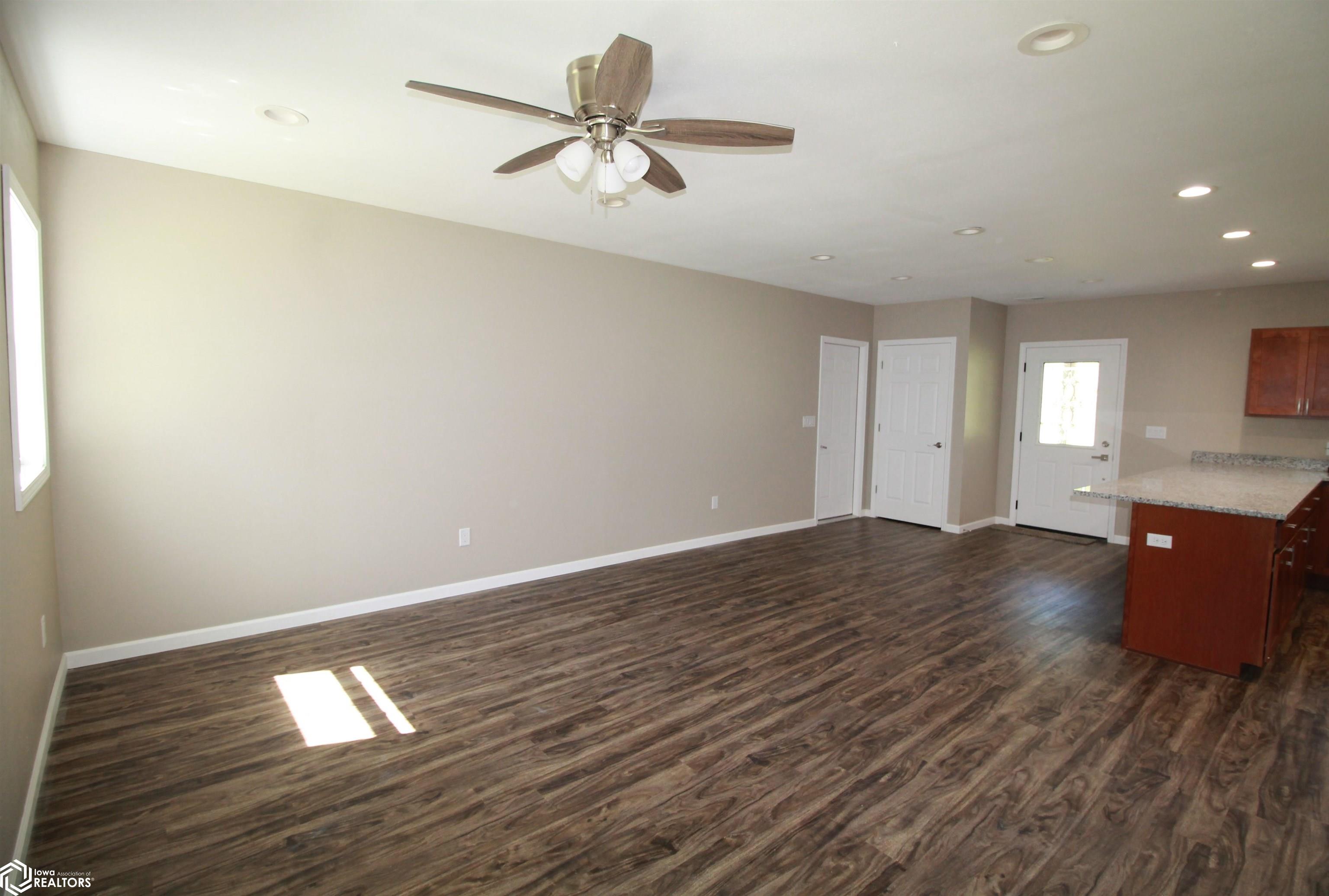 405 N 11th Street, Clarinda, Iowa image 5