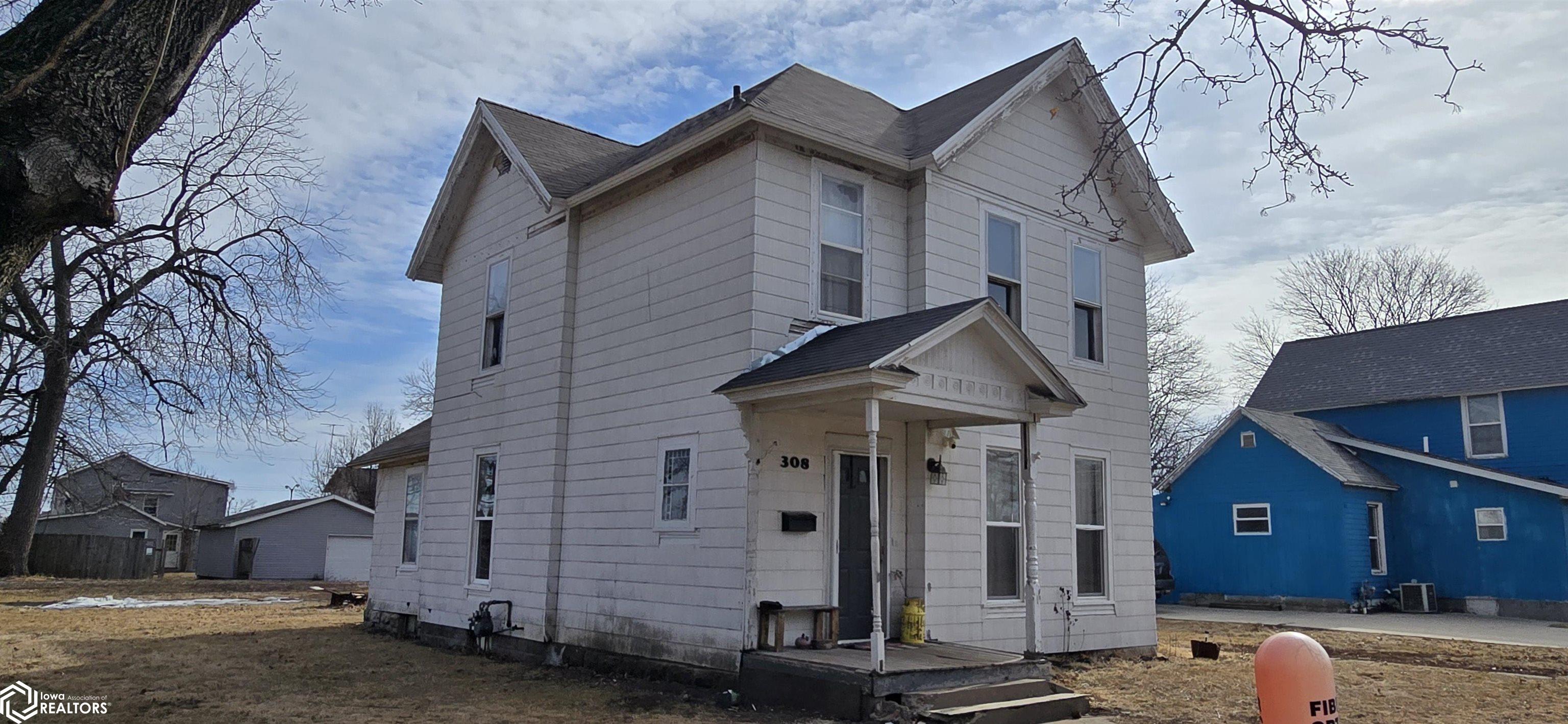 308 N C Avenue, Washington, Iowa image 2