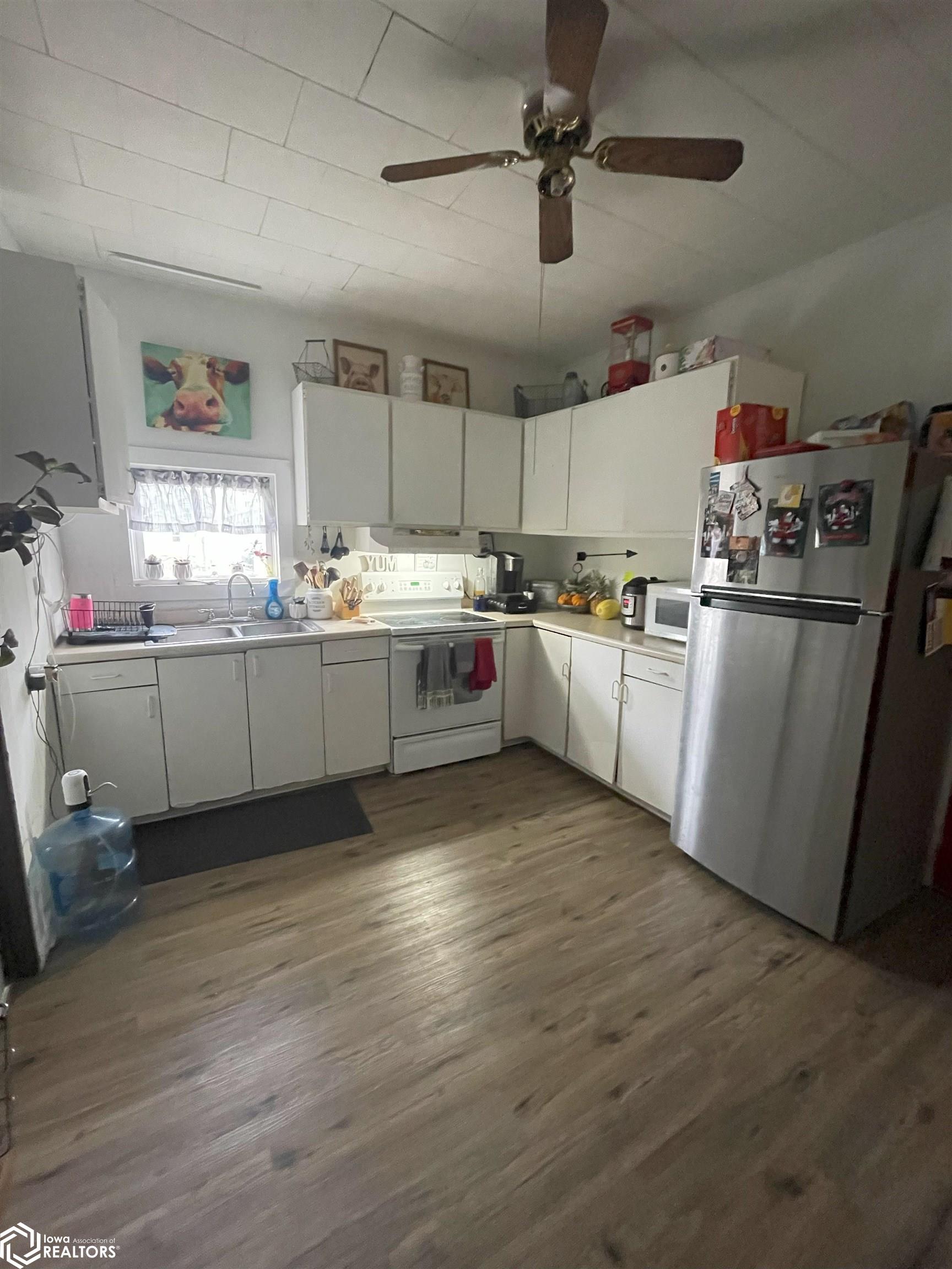 308 N C Avenue, Washington, Iowa image 7