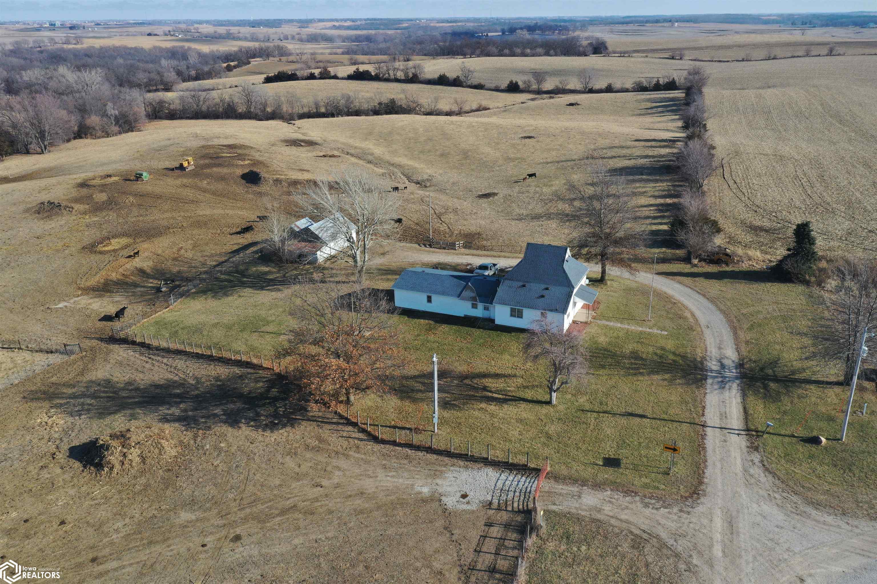 17003 245th Street, Sigourney, Iowa image 3