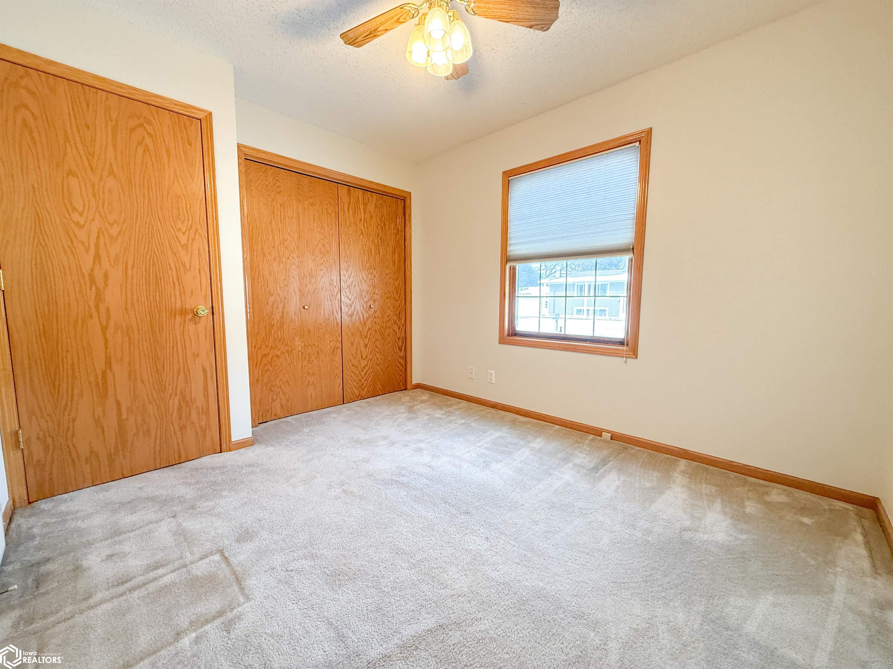 1656 Dorell Drive, Hampton, Iowa image 22