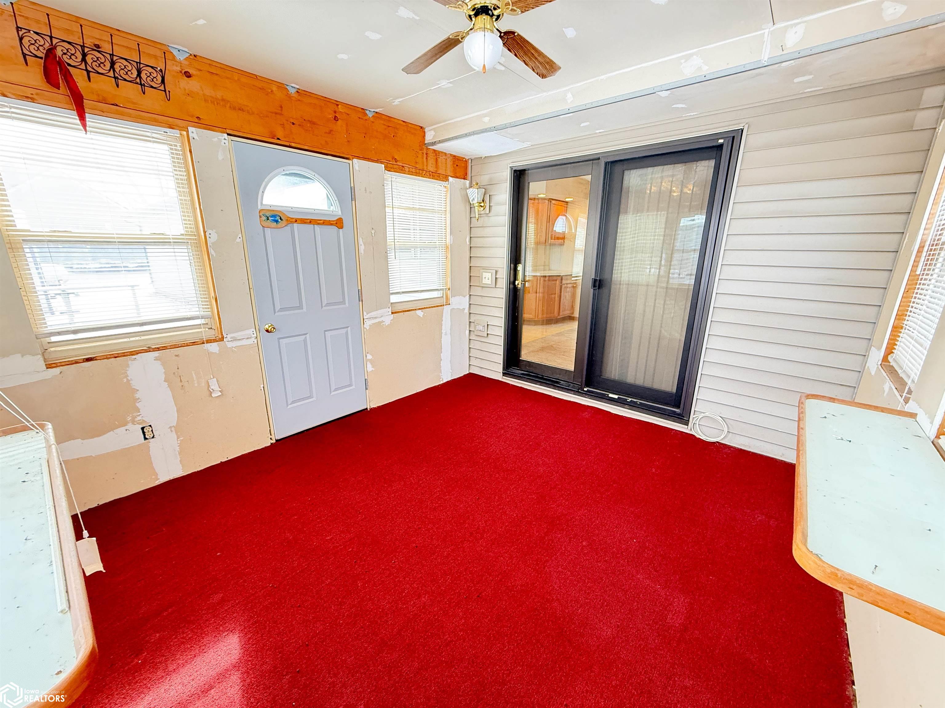 1656 Dorell Drive, Hampton, Iowa image 29
